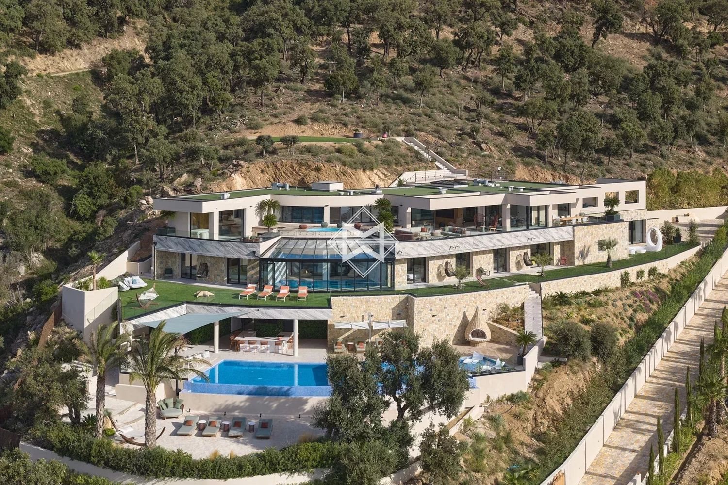 Maison à louer, 1200m², Grimaud