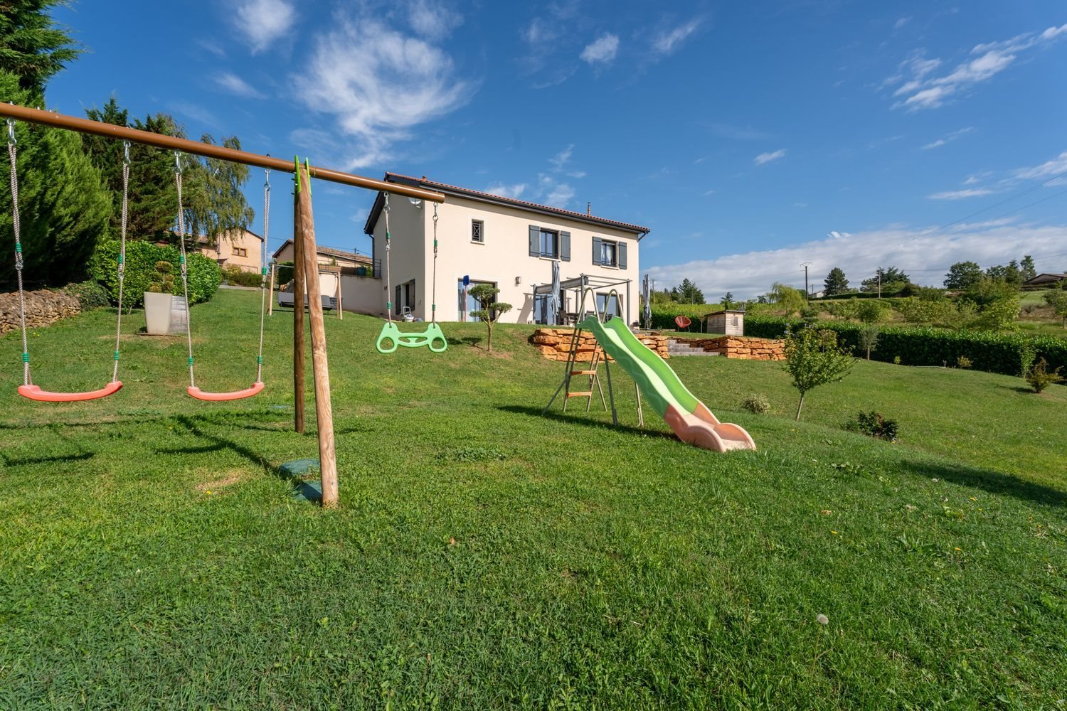 Maison à vendre, 138m², Lacenas