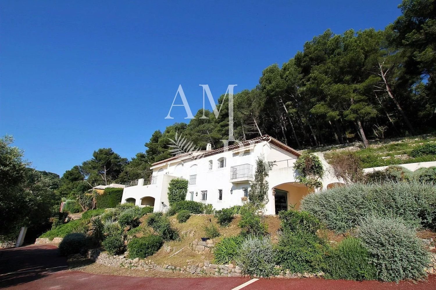 Maison à louer, 225m², Vallauris
