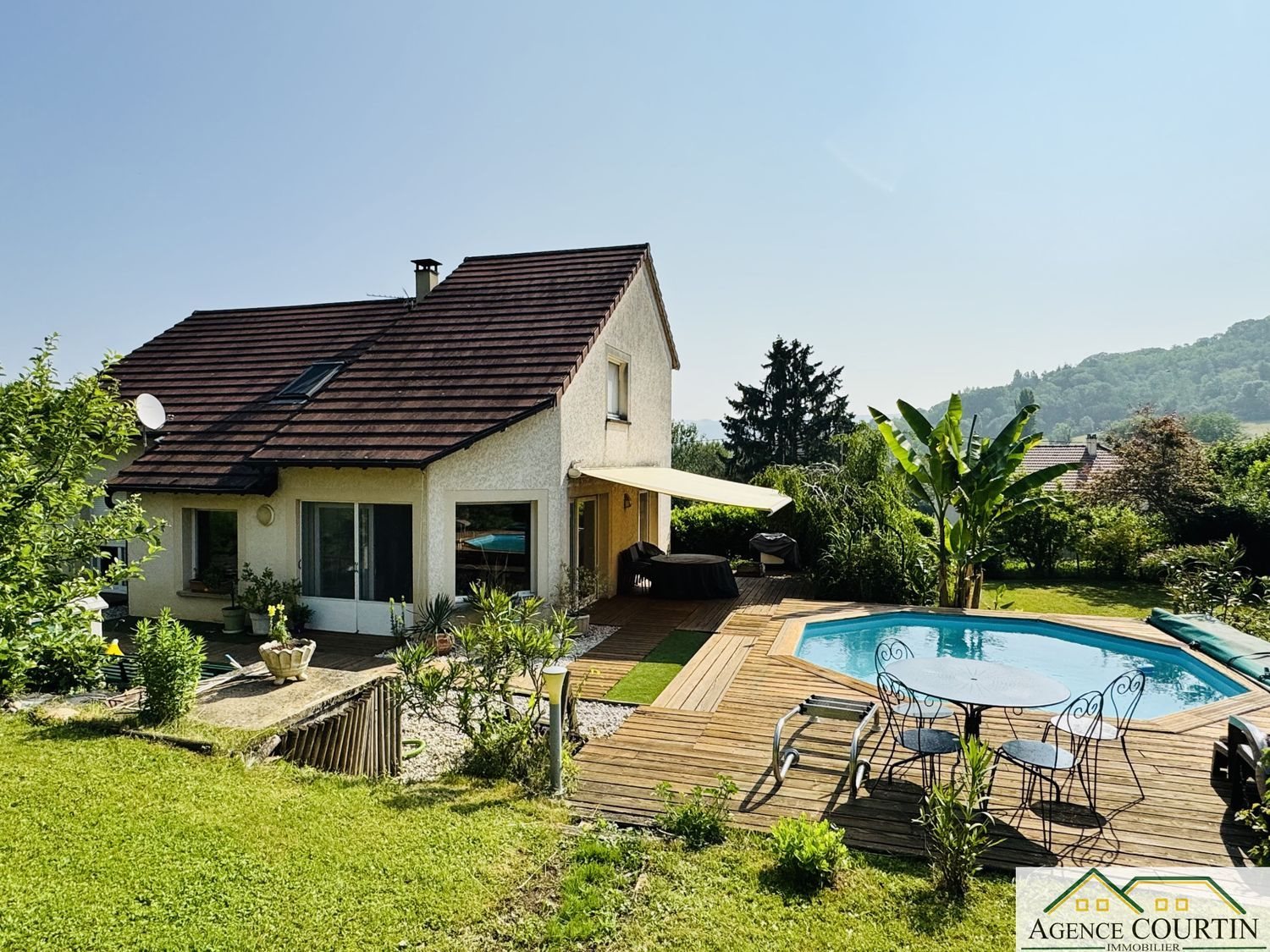 Maison à vendre, 151m², Lons-le-Saunier