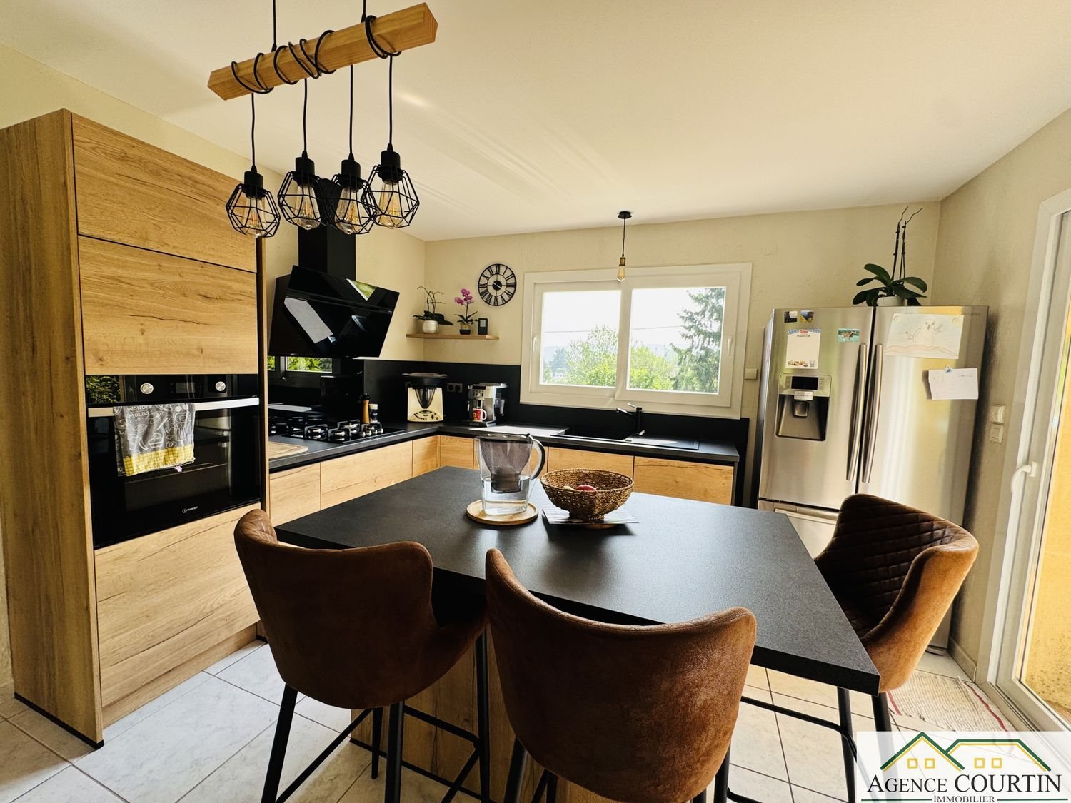Maison à vendre, 151m², Lons-le-Saunier