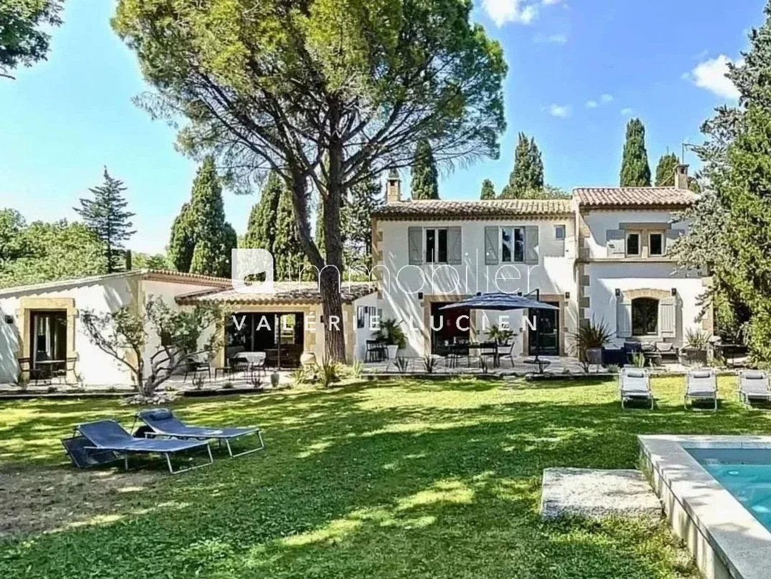 Maison à louer, 230m², Saint-Rémy-de-Provence