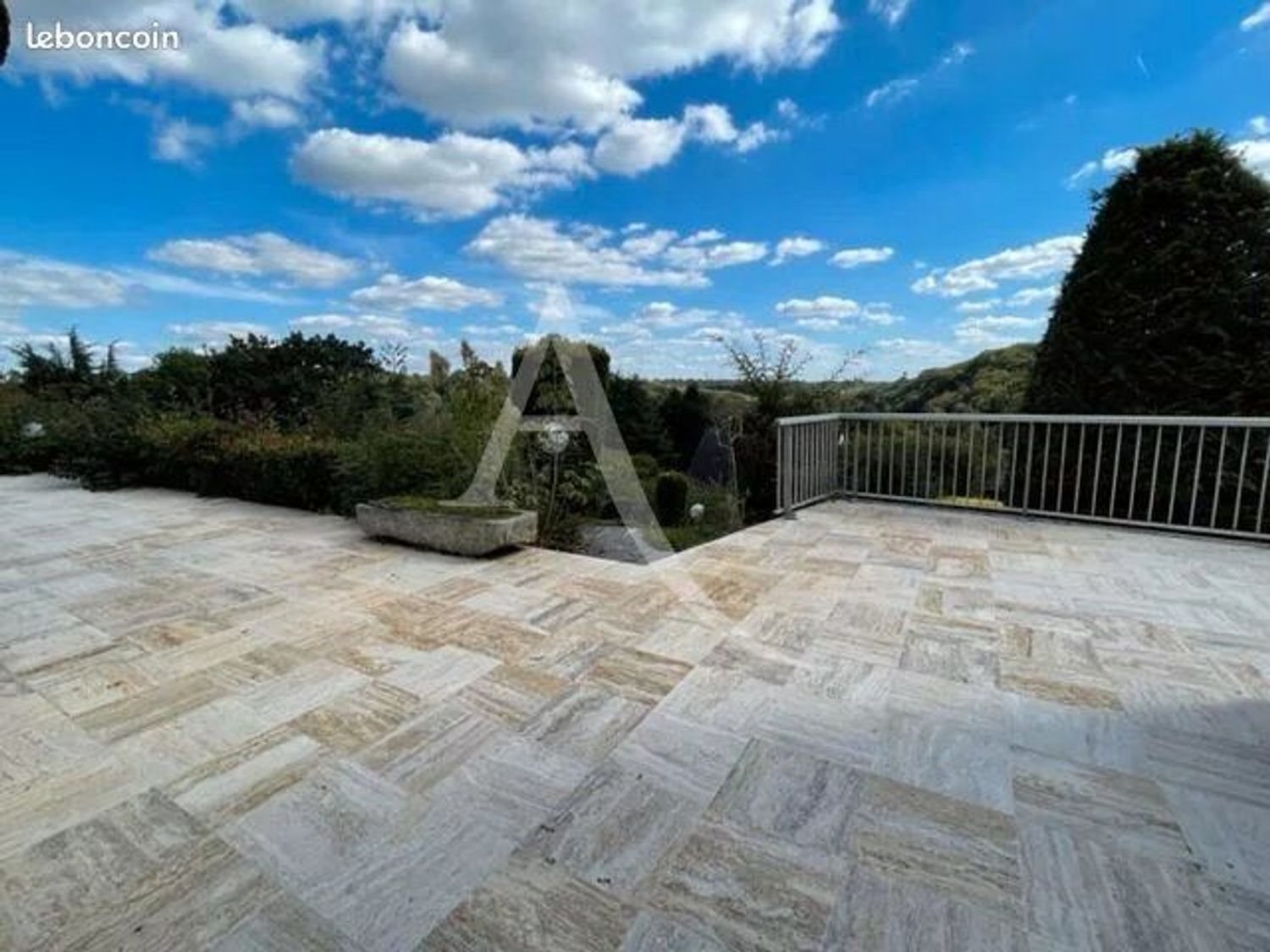 Maison à vendre, 210m², L'Huisserie
