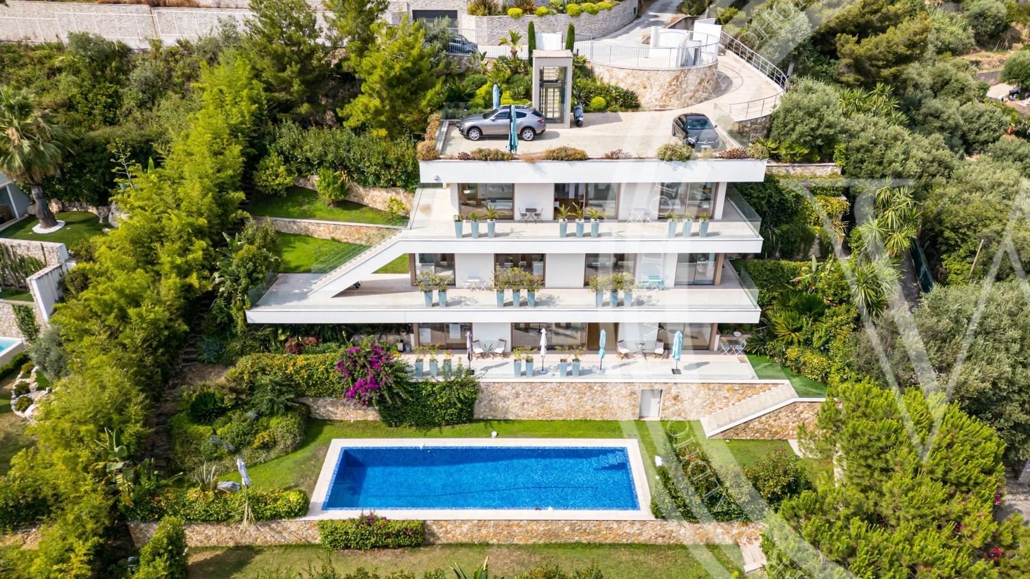 Maison à louer, 320m², Roquebrune-Cap-Martin