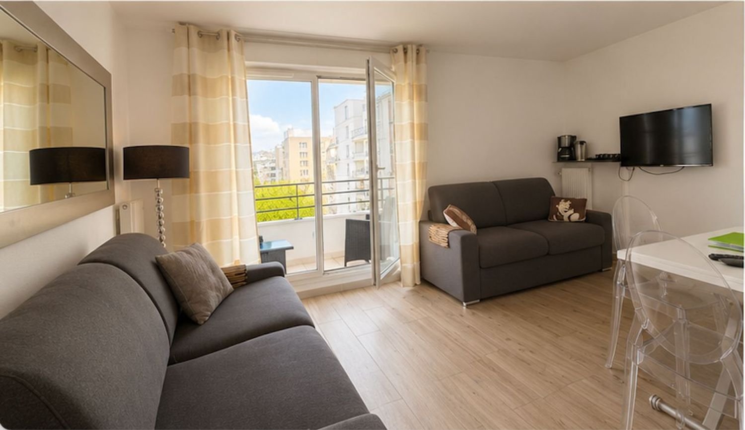 Appartement à louer, 27m², Courbevoie