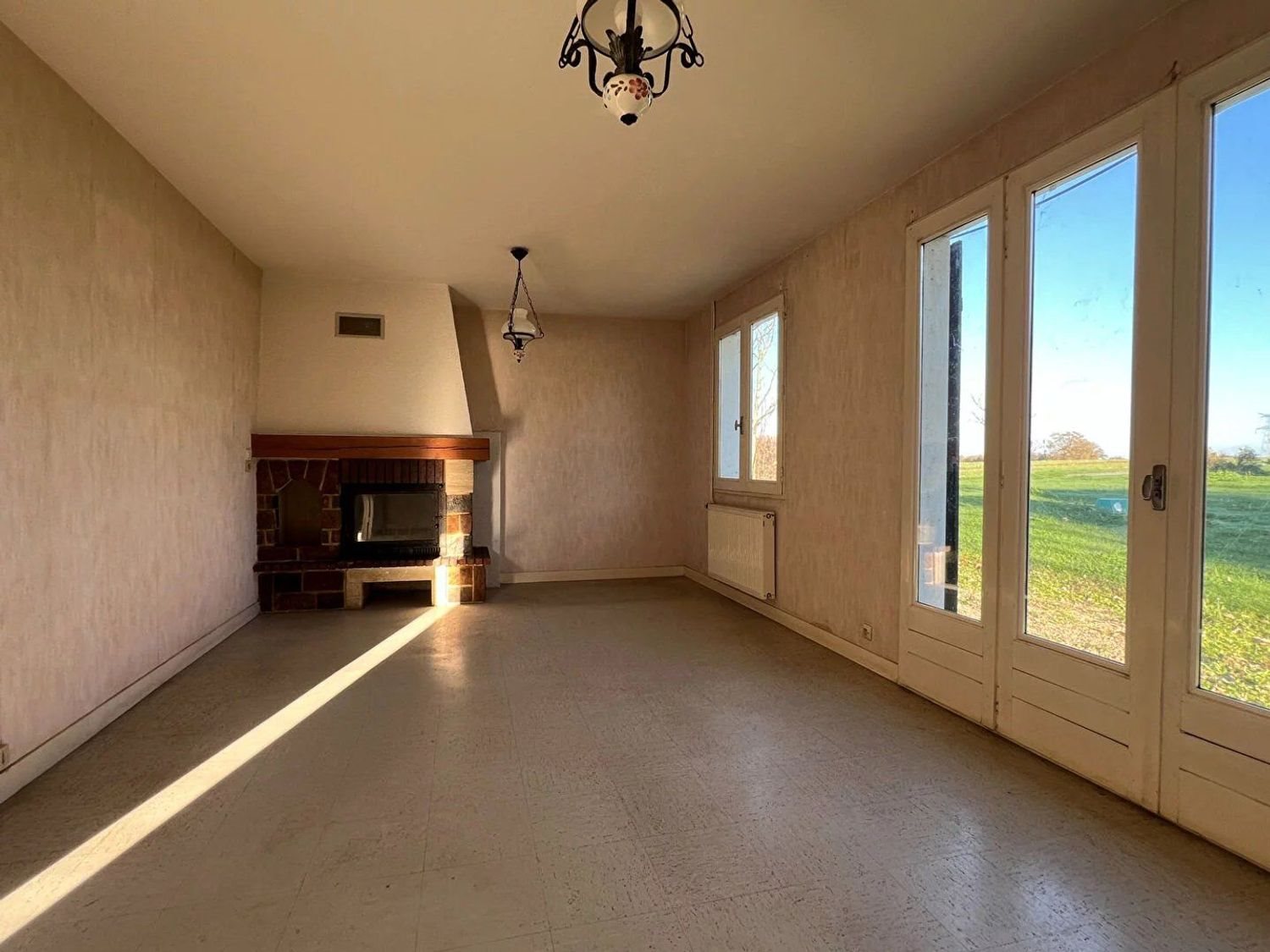 Maison à vendre, 92m², Lhommaizé