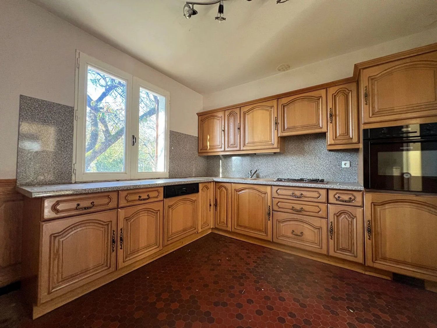 Maison à vendre, 92m², Lhommaizé