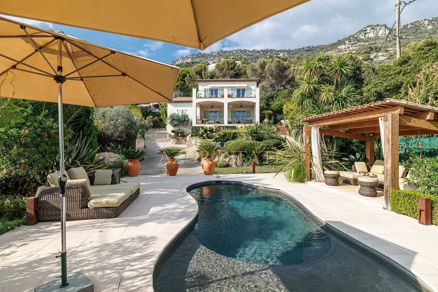 Maison à vendre, 242m², Beausoleil