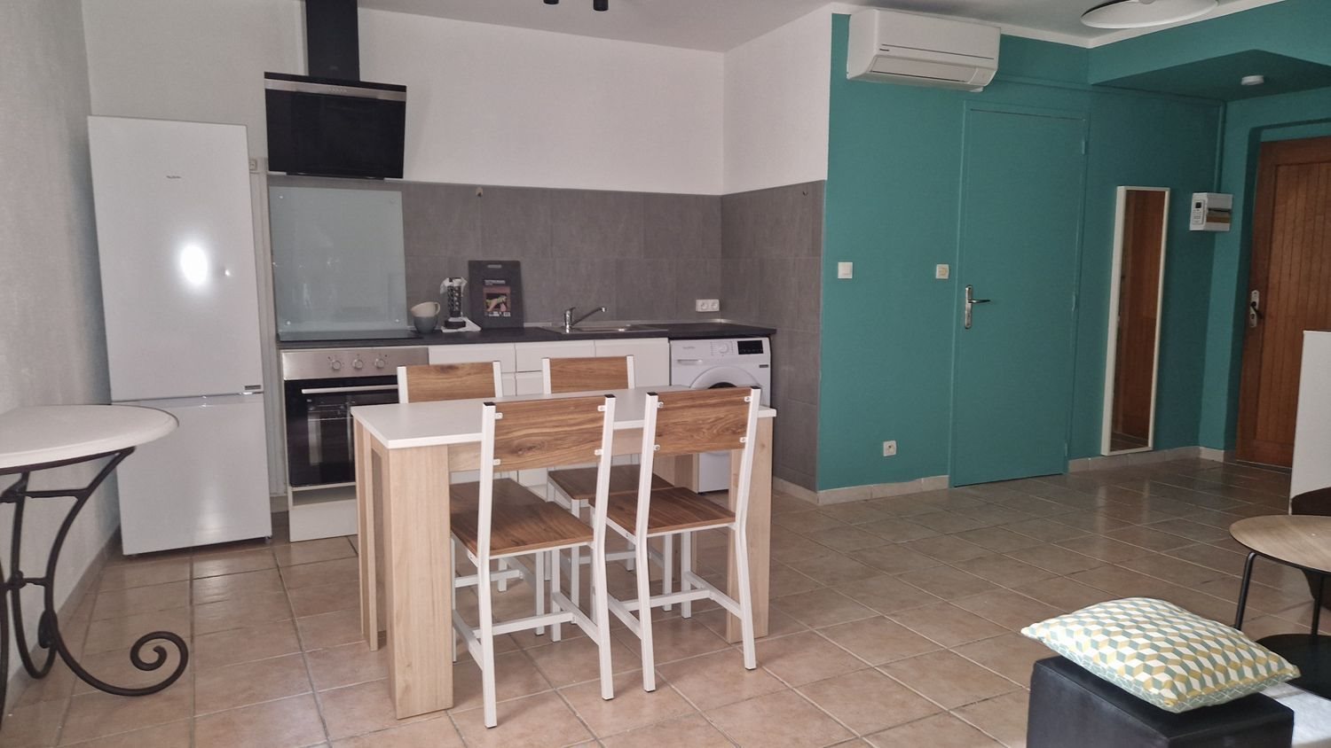 Appartement à louer, 29m², Solliès-Pont