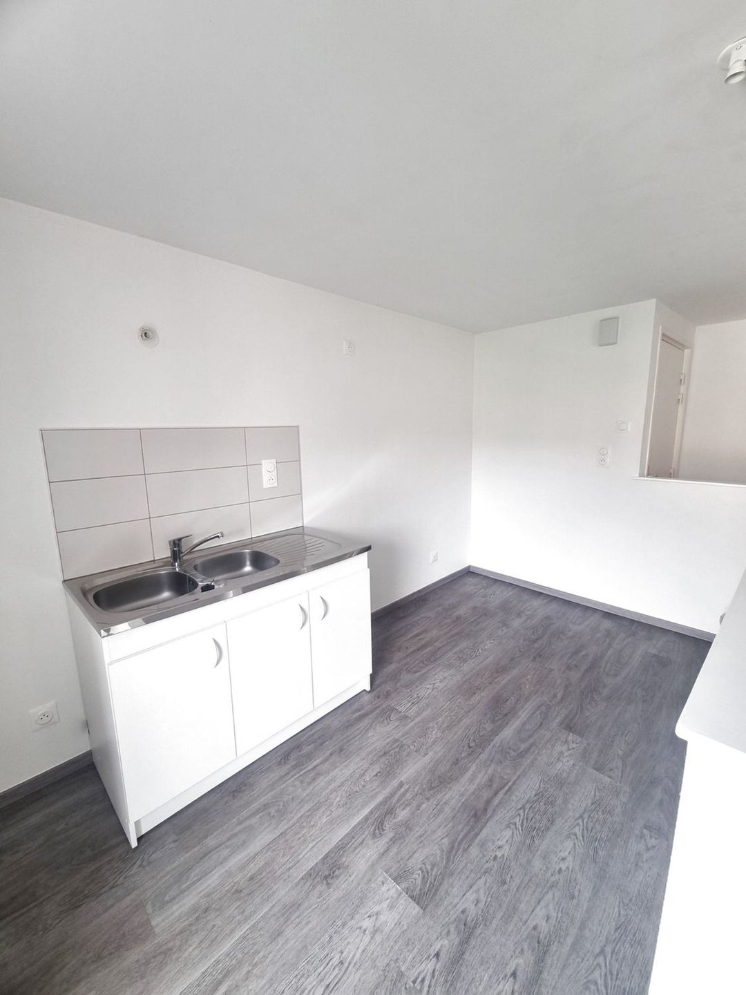 Appartement à louer, 50m², Charmes