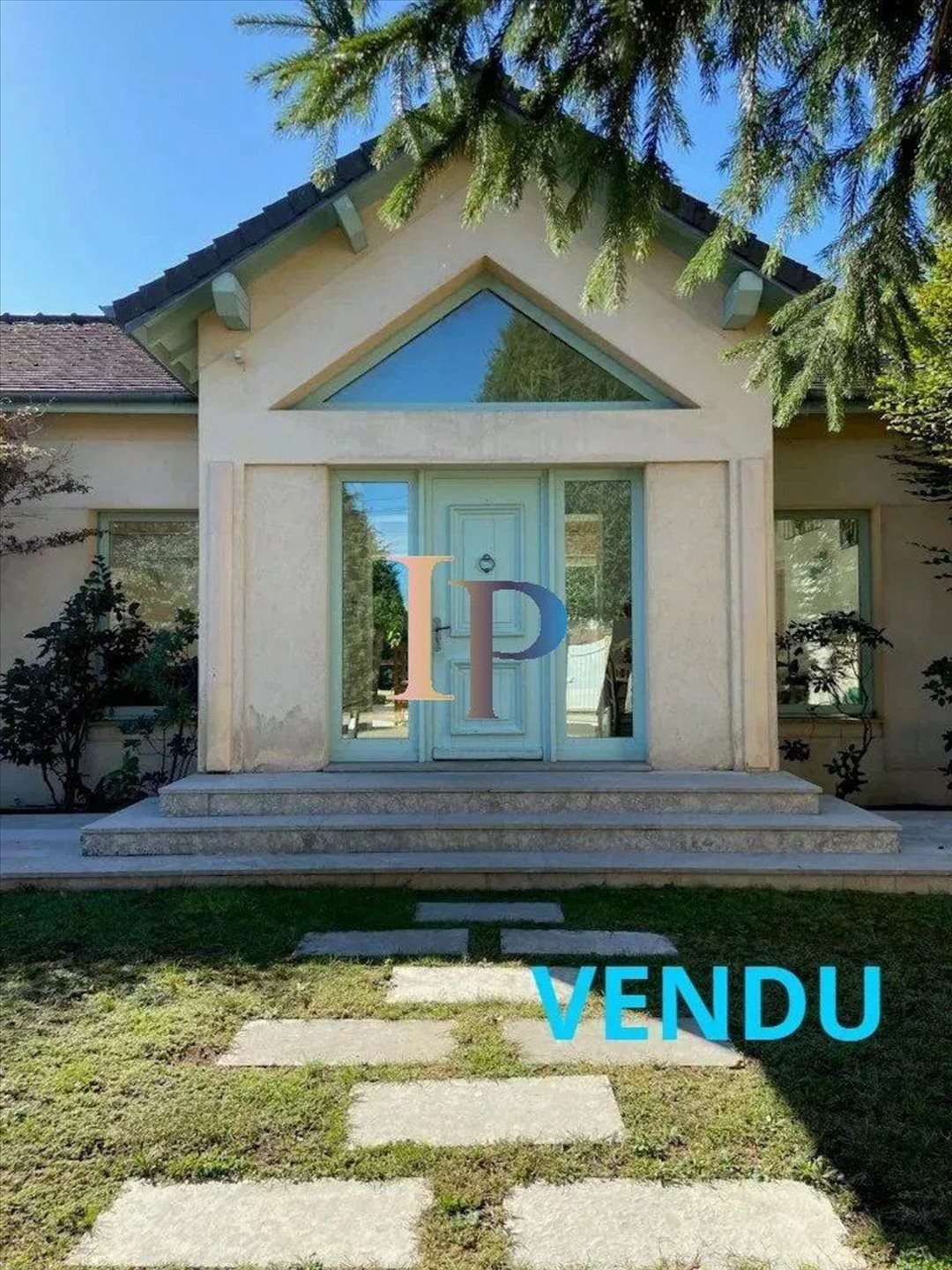 Maison à vendre, 226m², Pouilly-sous-Charlieu