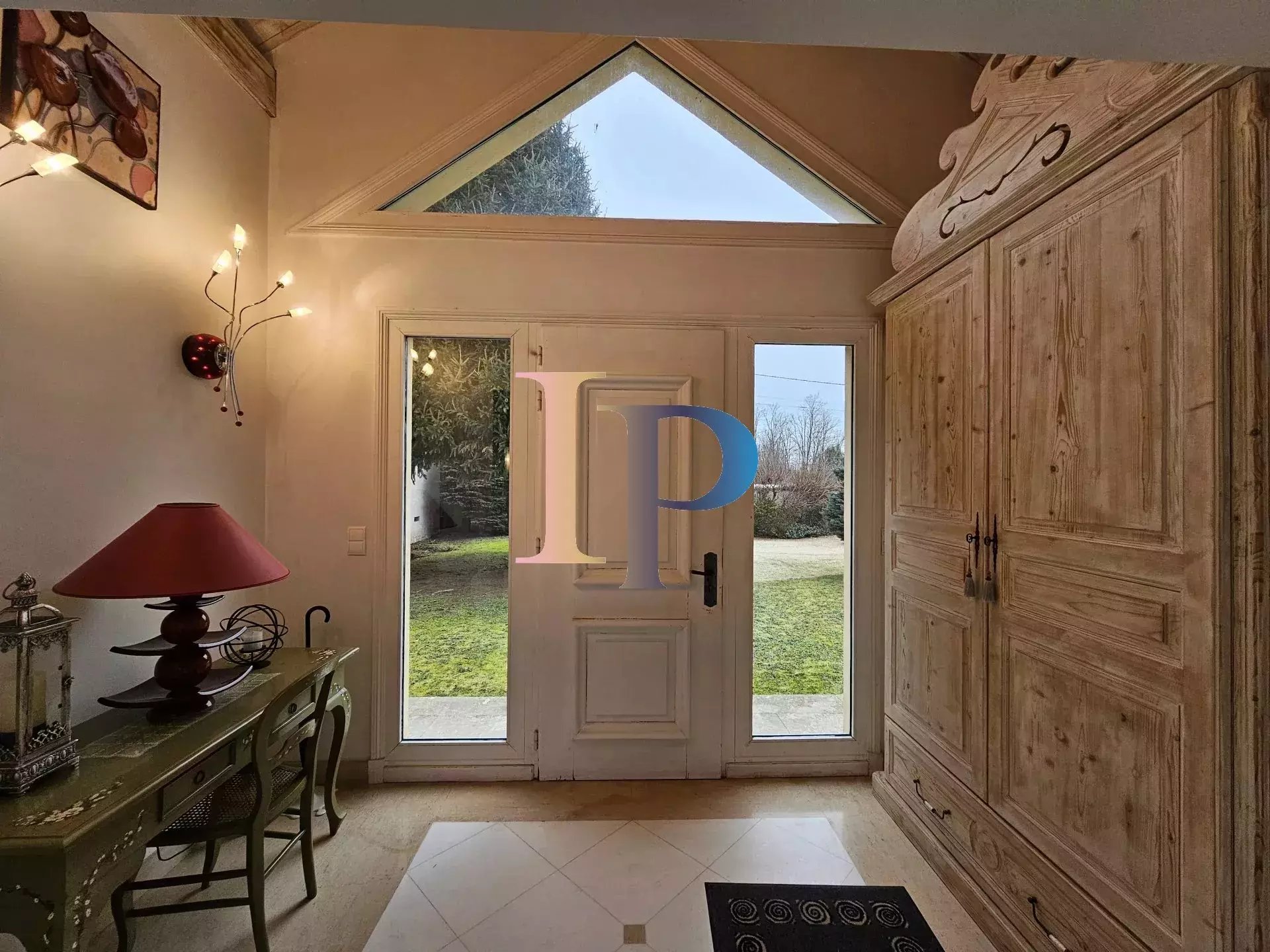 Maison à vendre, 226m², Pouilly-sous-Charlieu