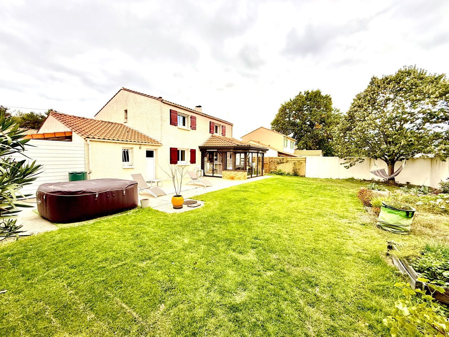 Maison à vendre, 160m², Saint-Léger-les-Vignes