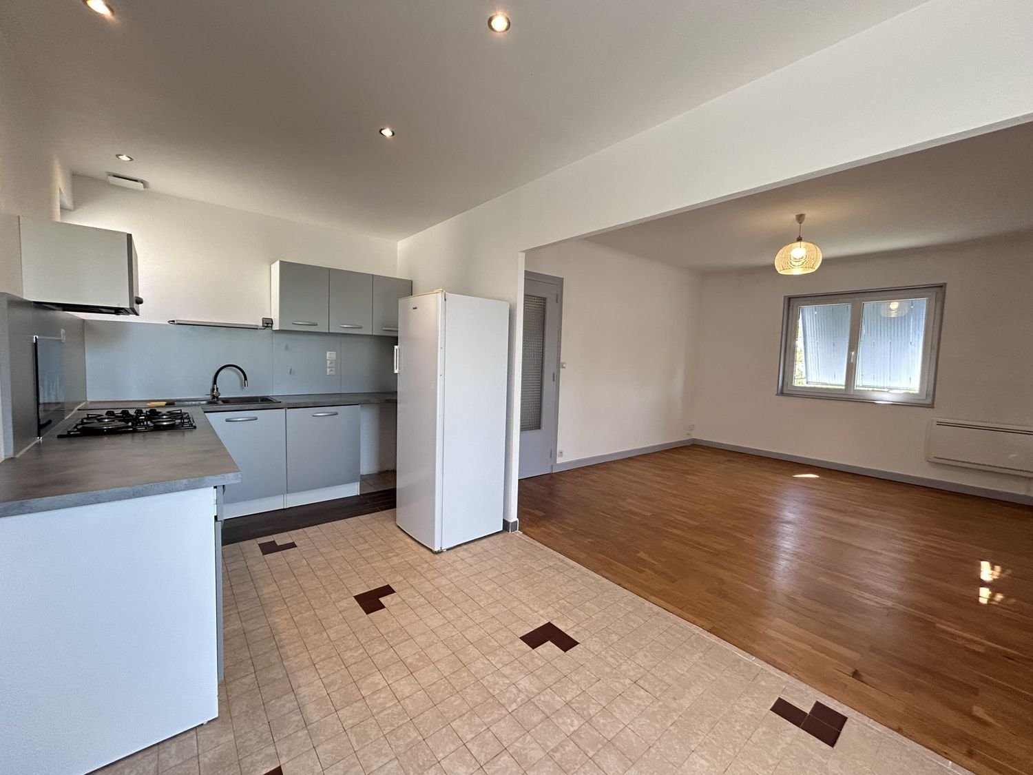 Maison à louer, 90m², Messimy