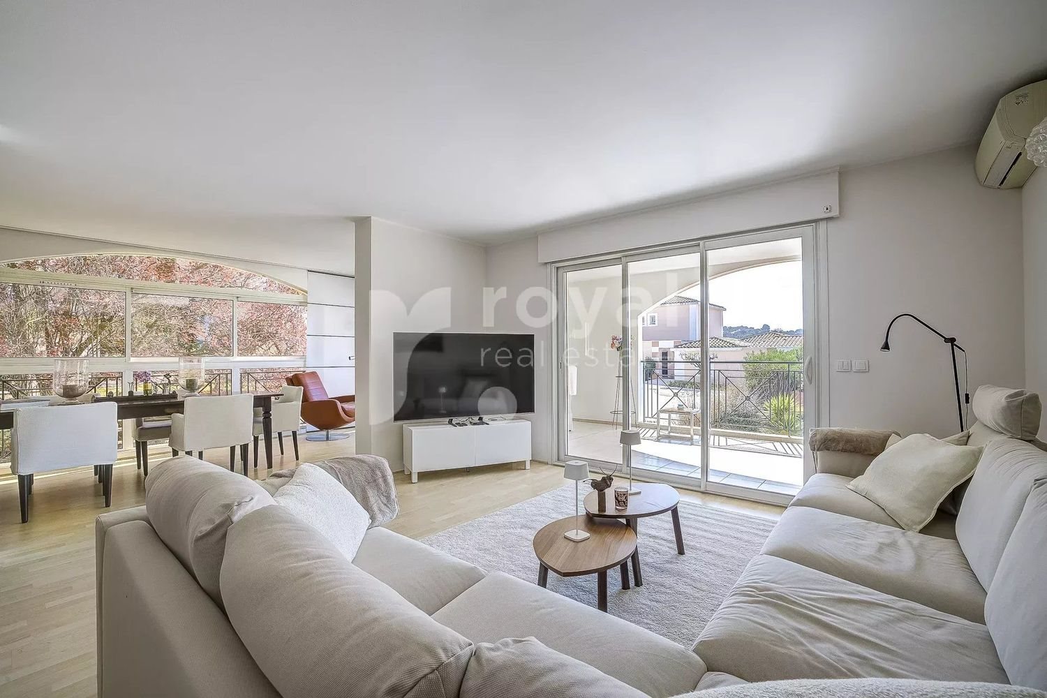 Appartement à louer, 87m², Mougins