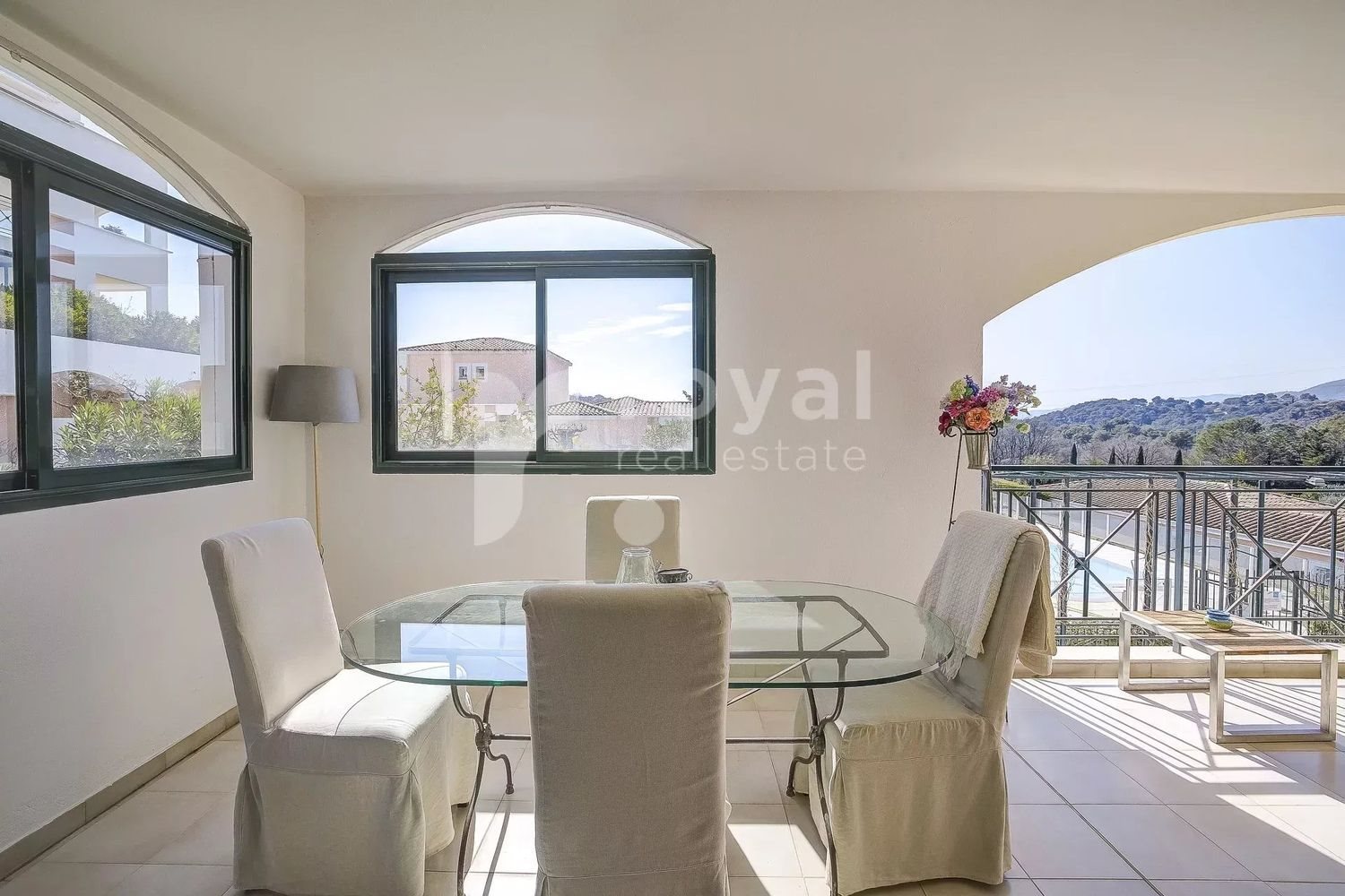 Appartement à louer, 87m², Mougins