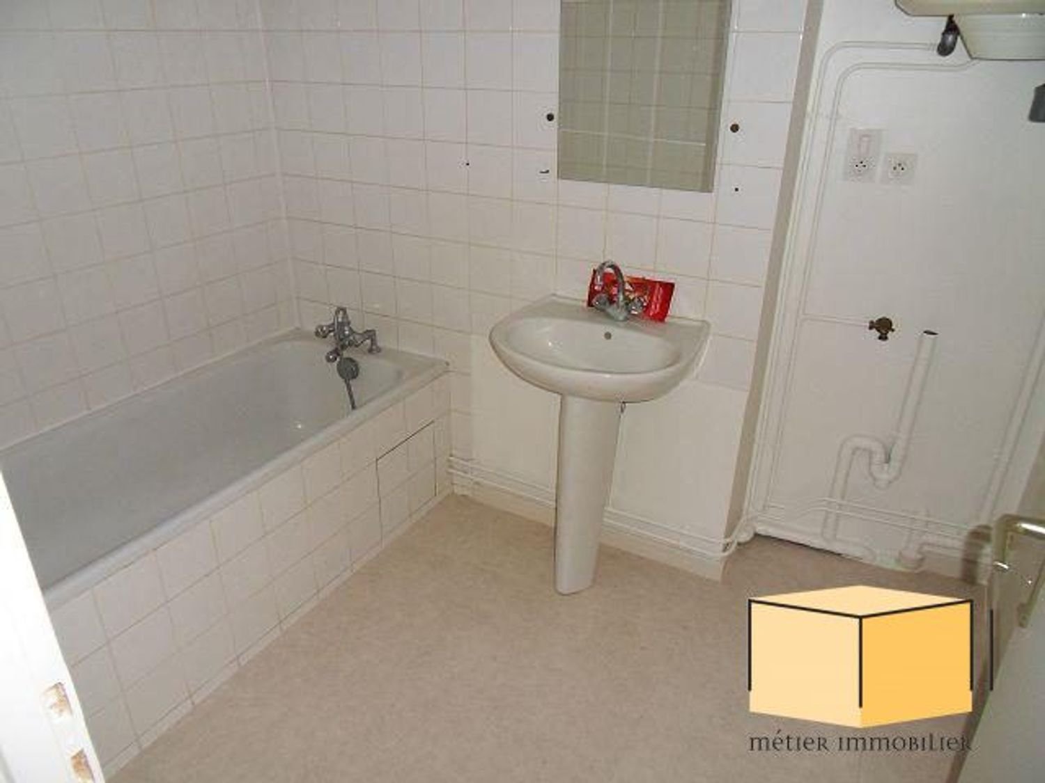 Appartement à louer, 32m², Belley