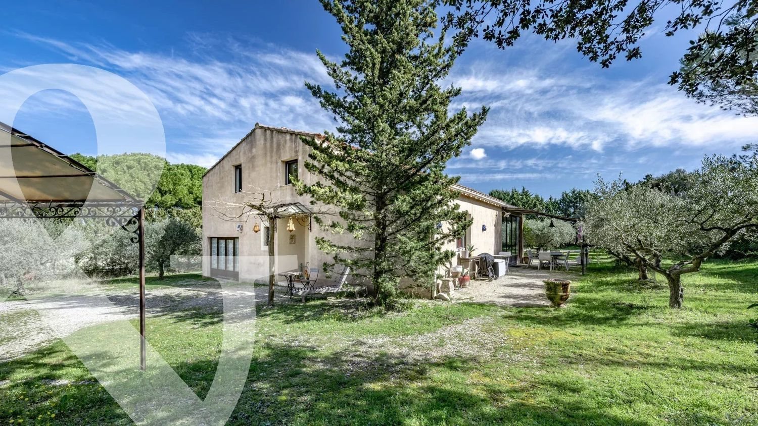 Maison à vendre, 160m², Eygalières