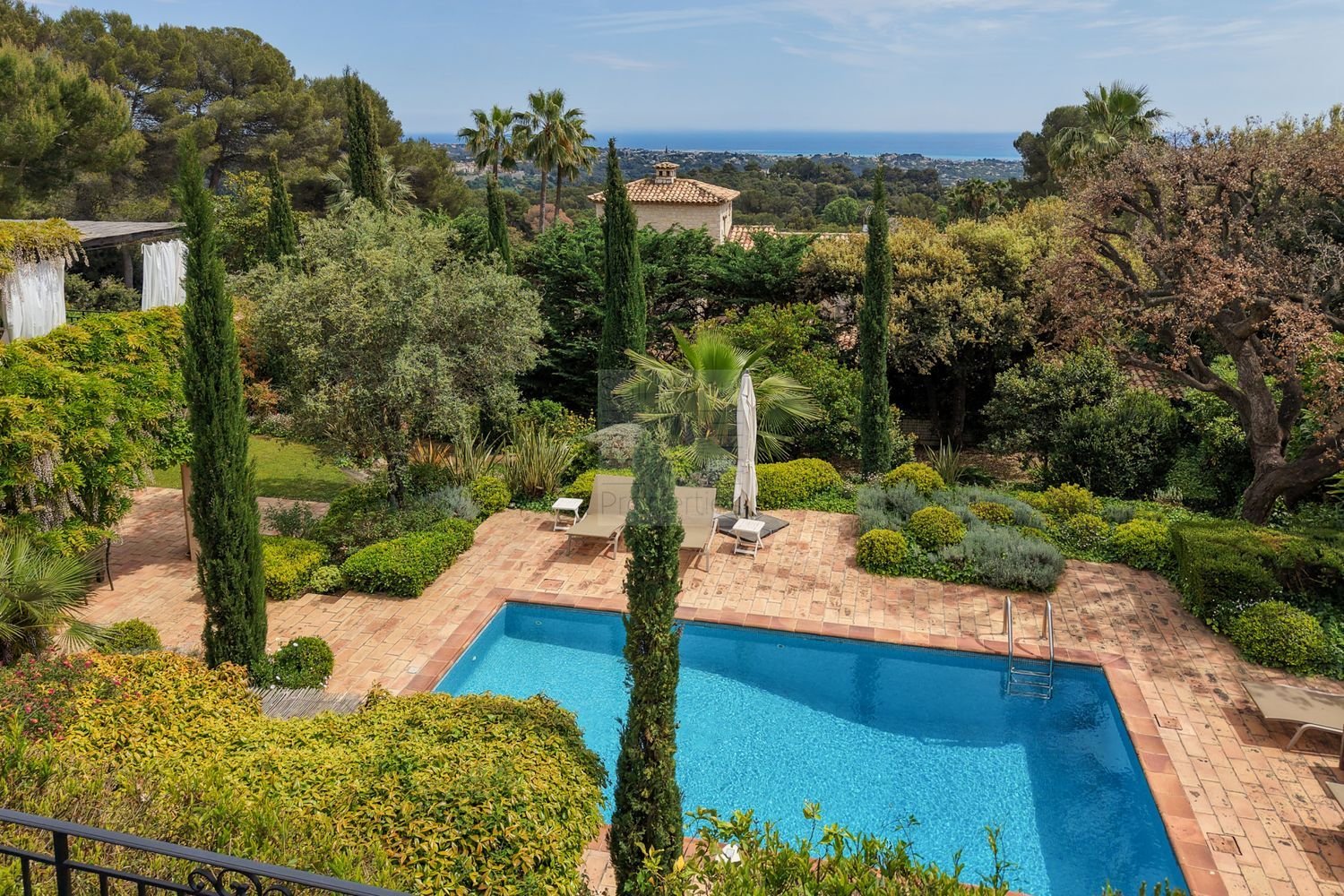 Maison à vendre, 225m², La Colle-sur-Loup