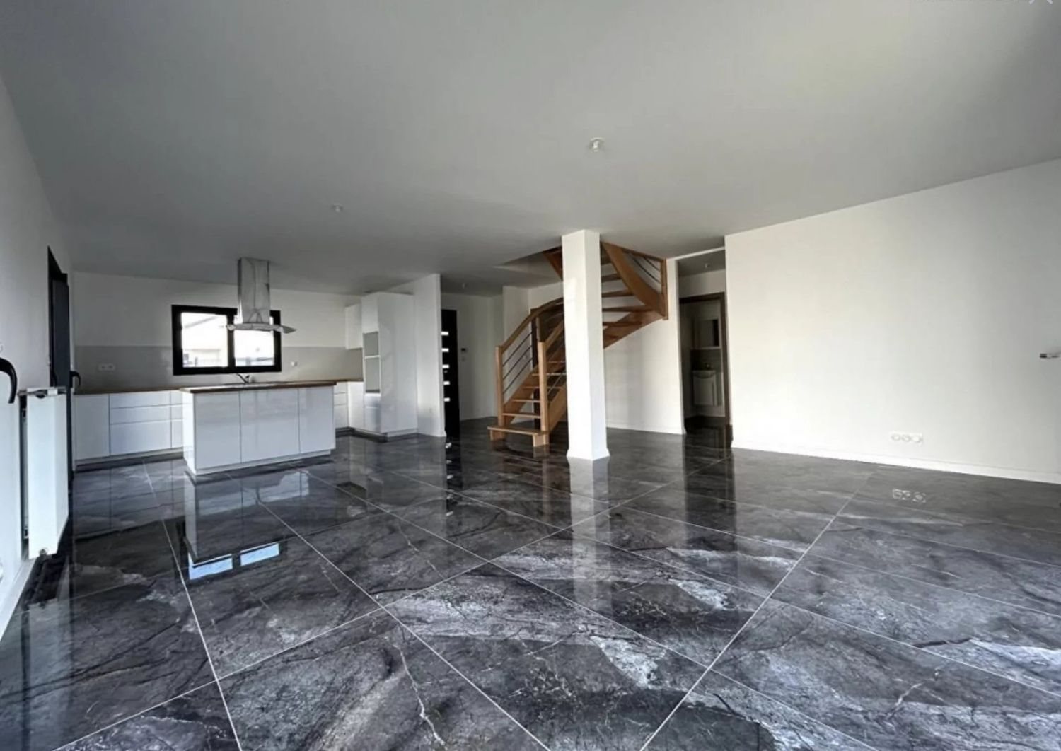 Maison à vendre, 119m², Sannerville