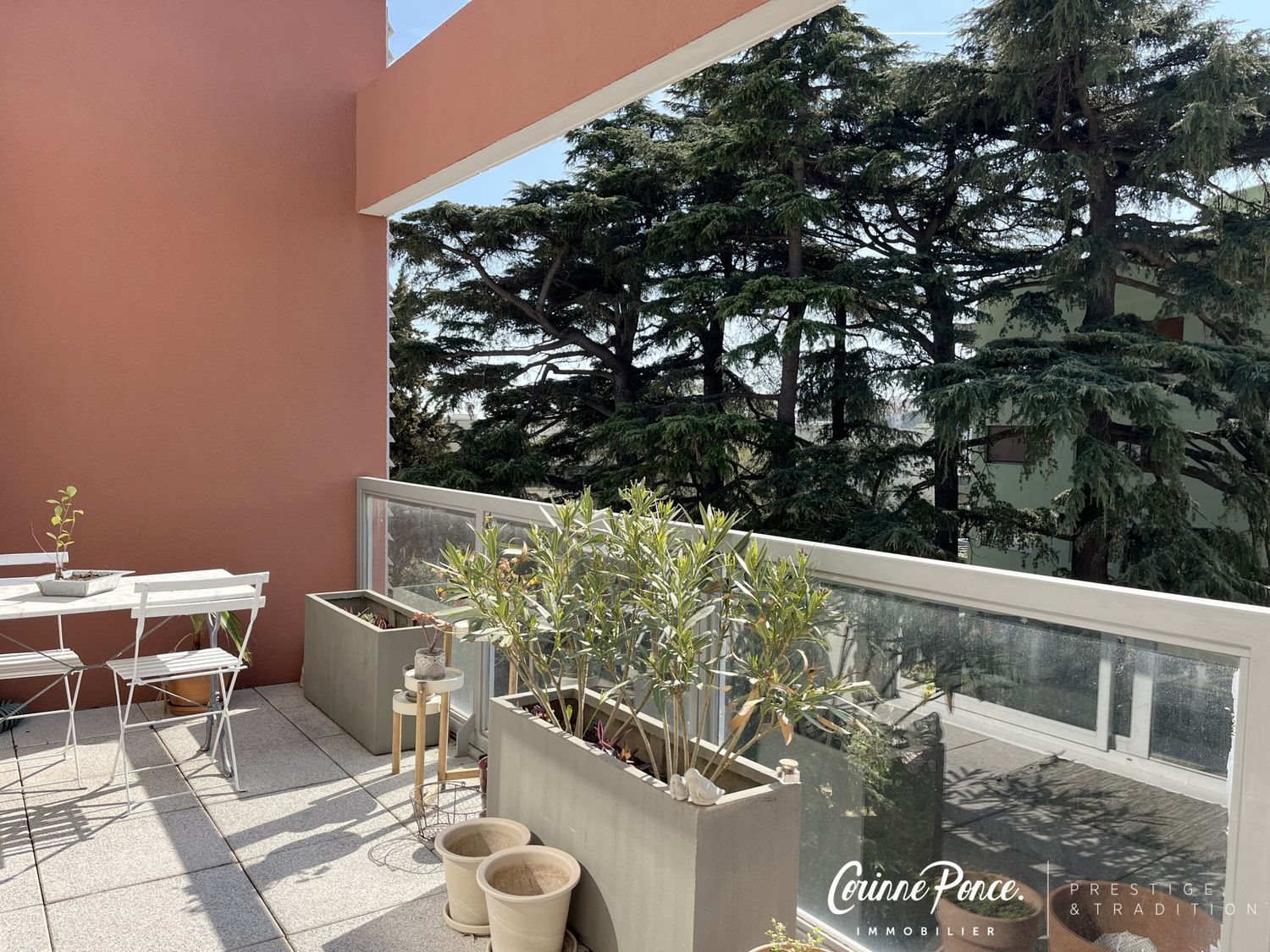 Appartement à vendre, 77m², Nîmes