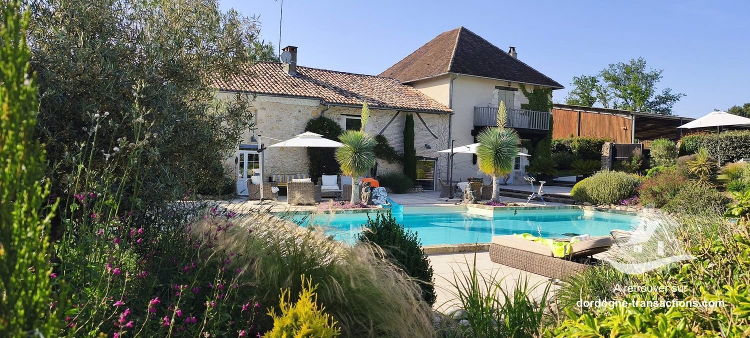 Maison à vendre, 237m², Saint-Médard-de-Mussidan