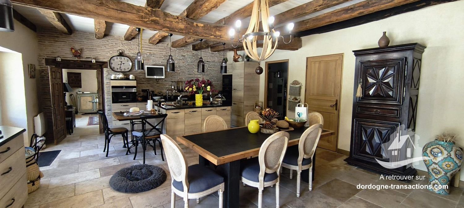 Maison à vendre, 237m², Saint-Médard-de-Mussidan