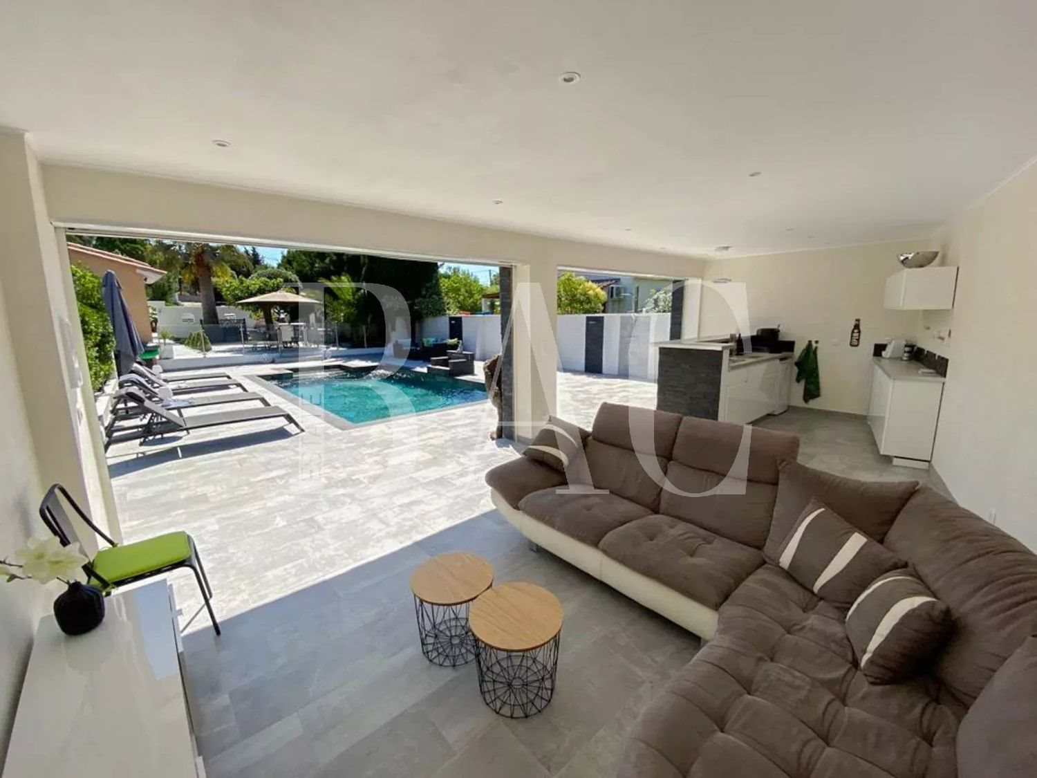Maison à vendre, 180m², Roquebrune-sur-Argens