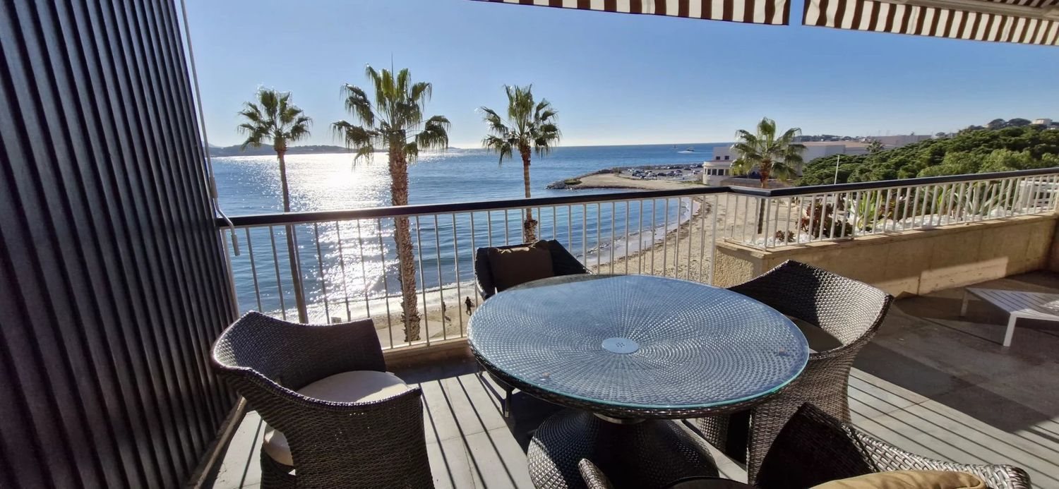 Appartement à louer, 91m², Bandol