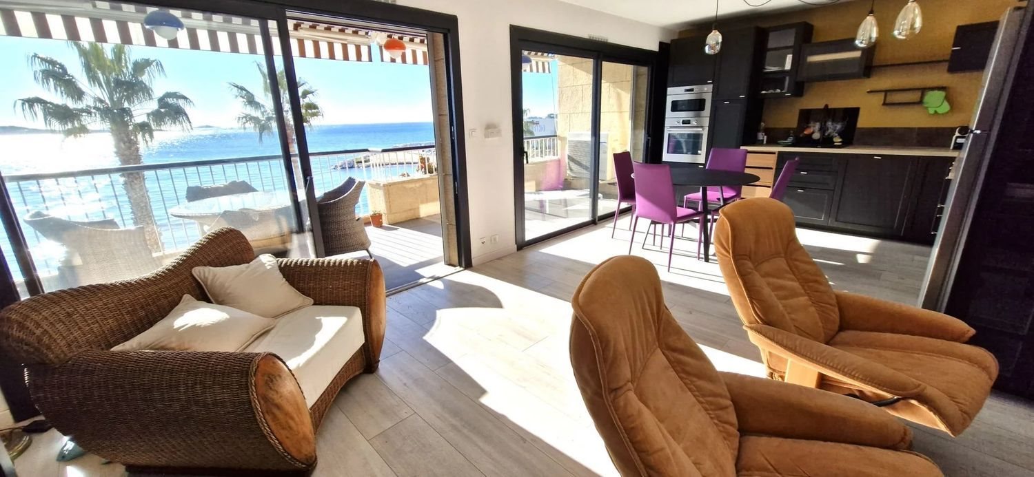 Appartement à louer, 91m², Bandol