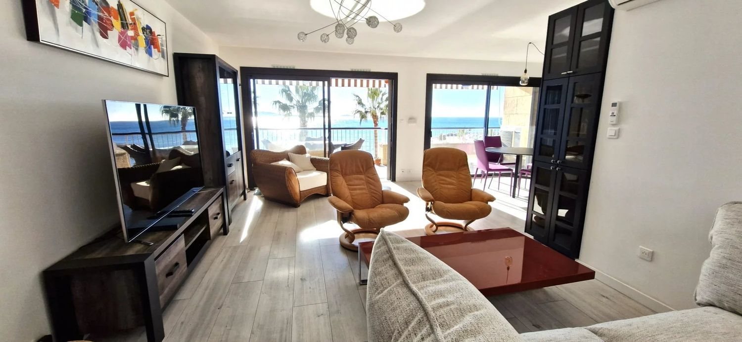 Appartement à louer, 91m², Bandol