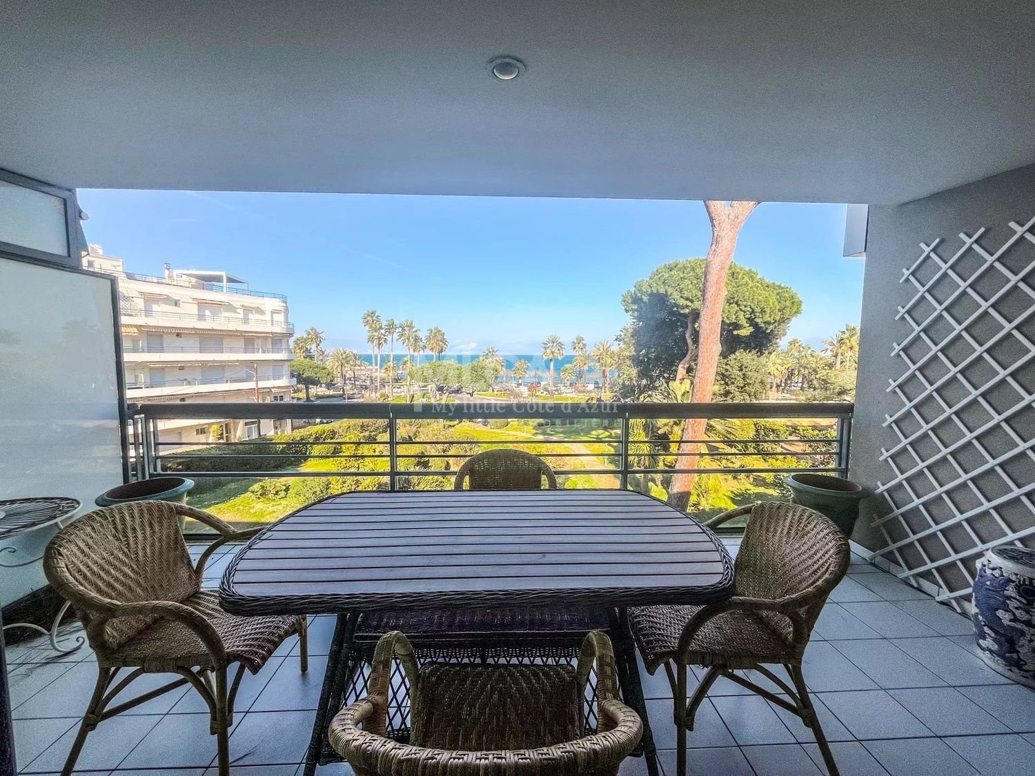 Appartement à louer, 11m², Antibes