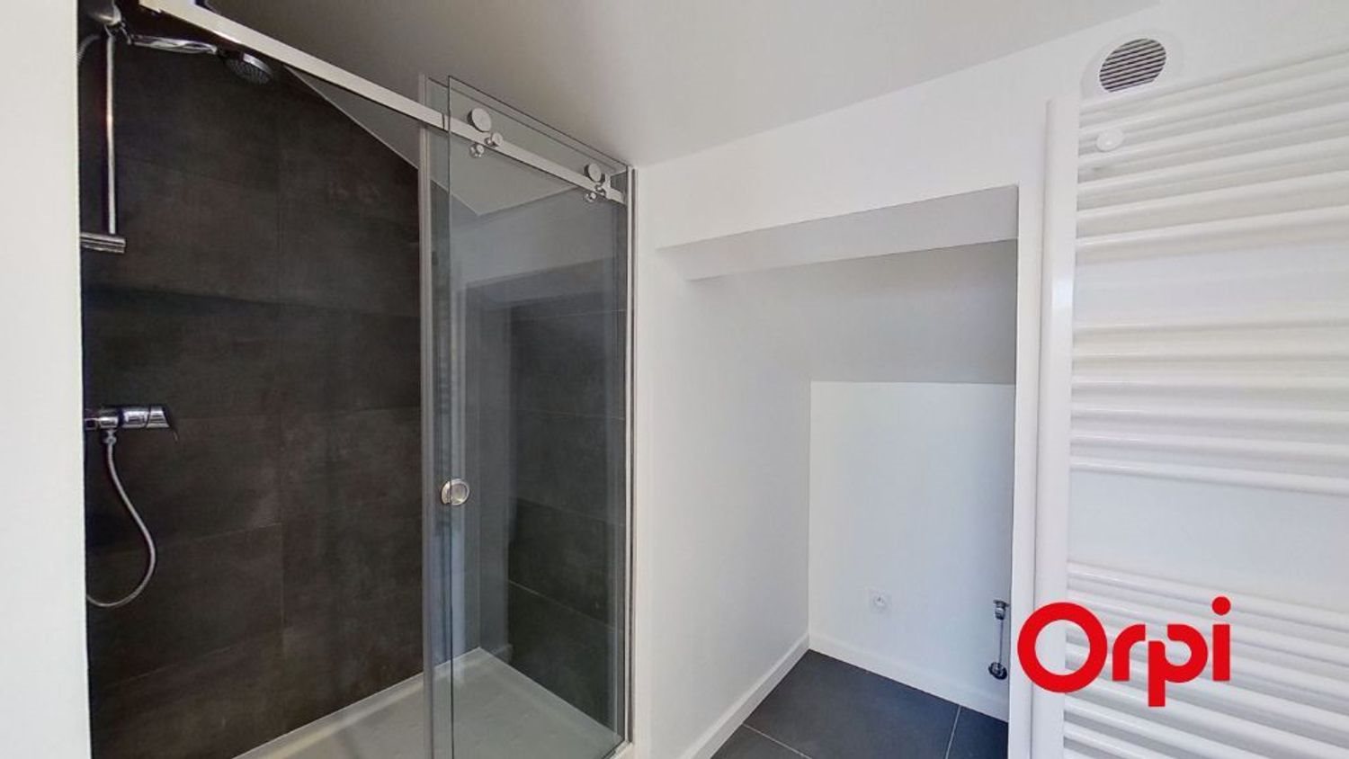 Appartement à louer, 17m², Lyon 8ème