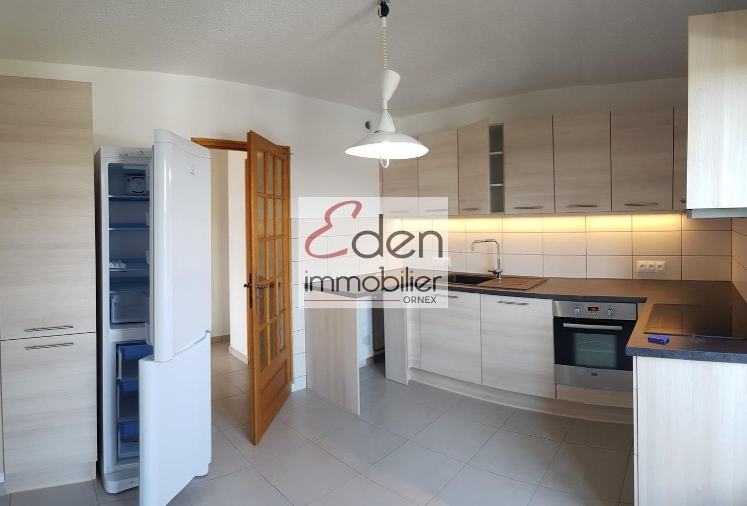 Appartement à louer, 85m², Ornex