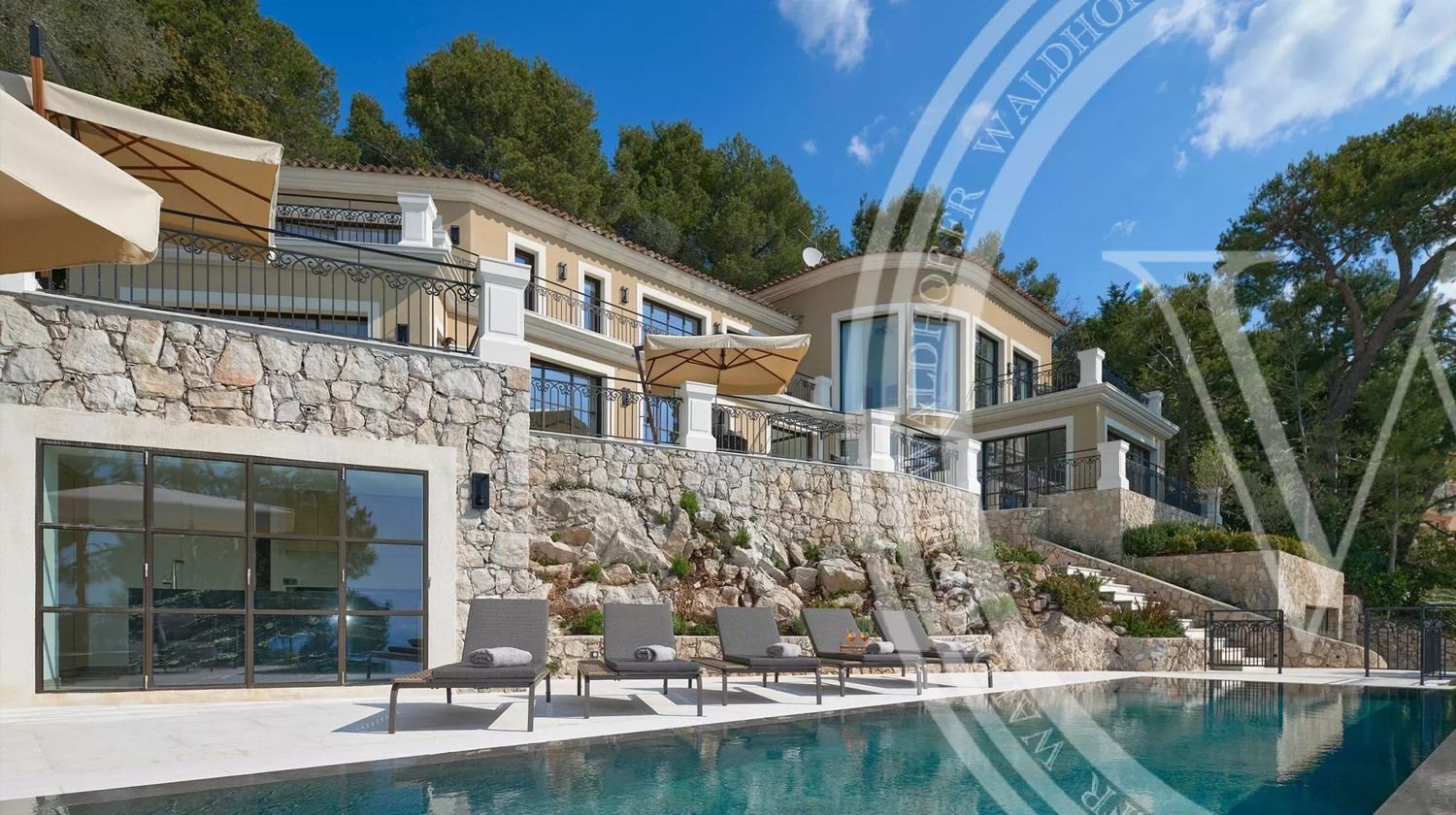 Maison à louer, 445m², Villefranche-sur-Mer