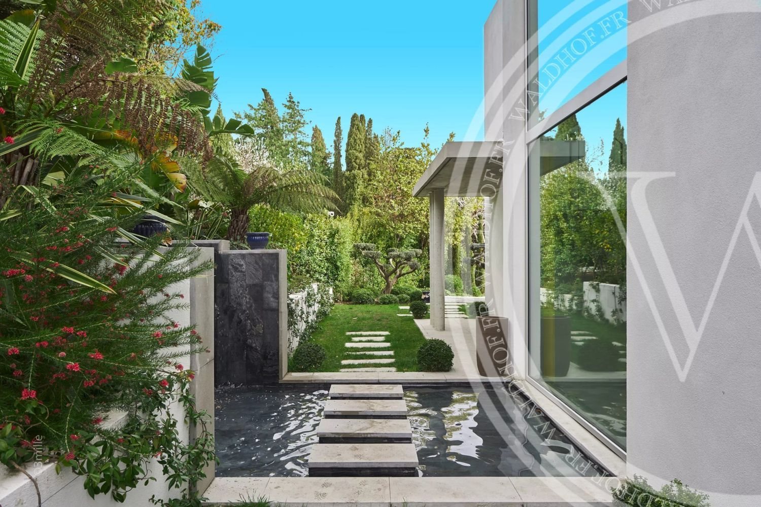 Maison à louer, 330m², Antibes