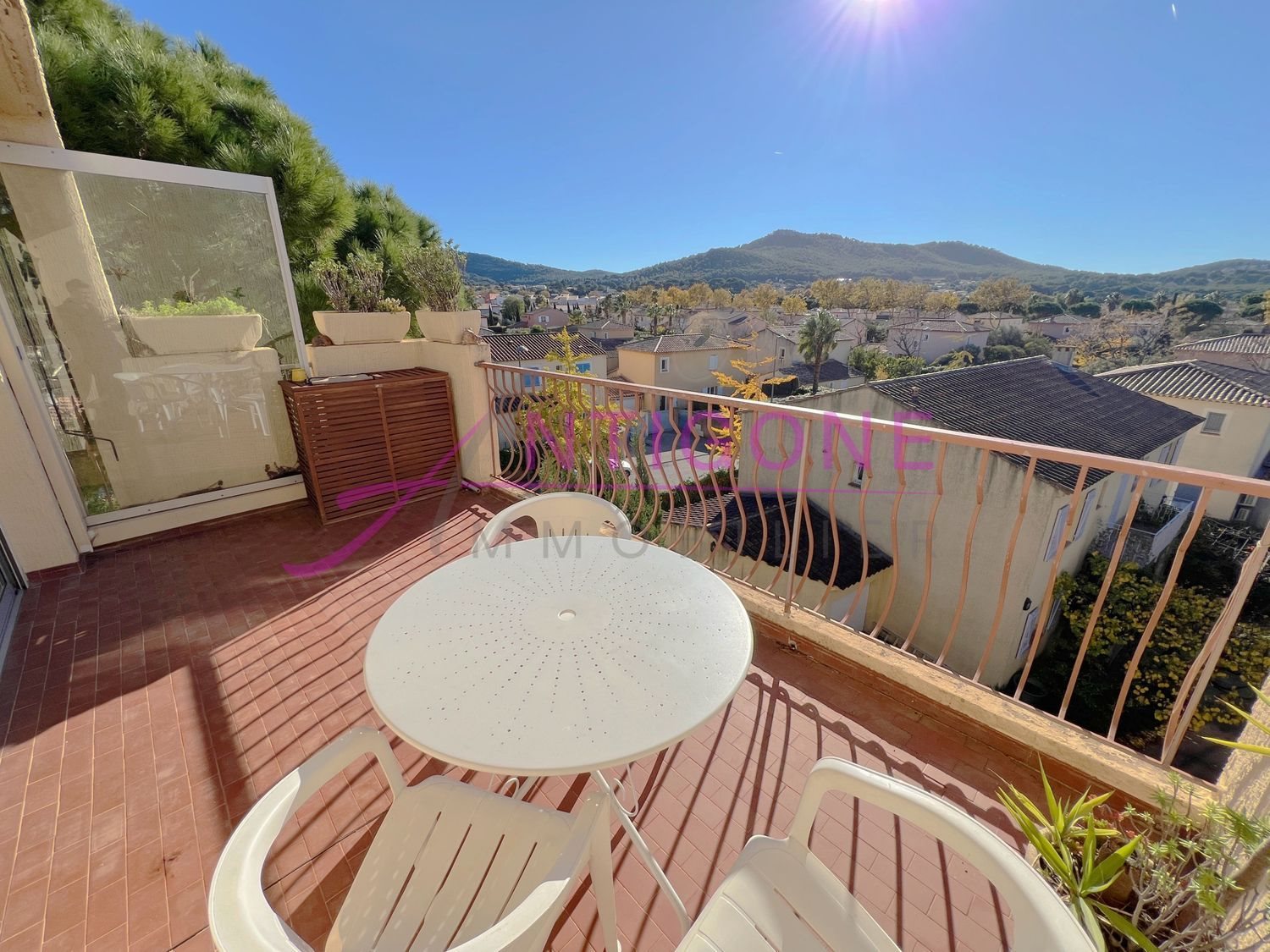 Appartement à louer, 25m², Saint-Cyr-sur-Mer