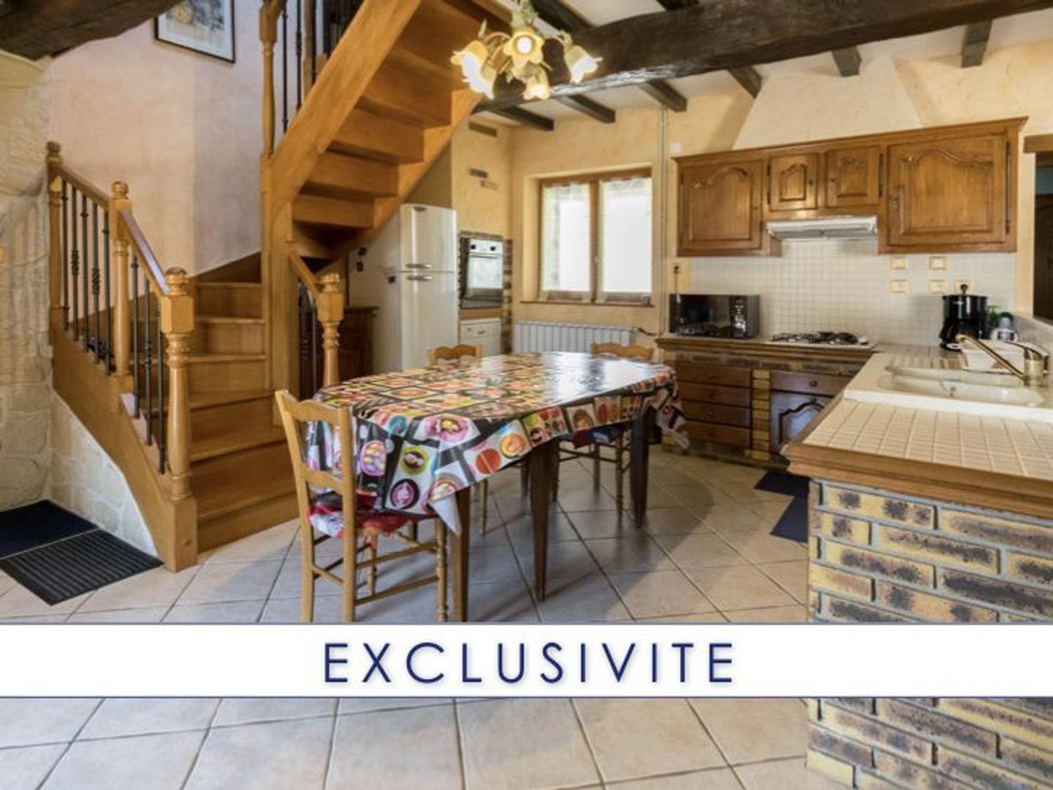 Maison à vendre, 162m², Mézériat