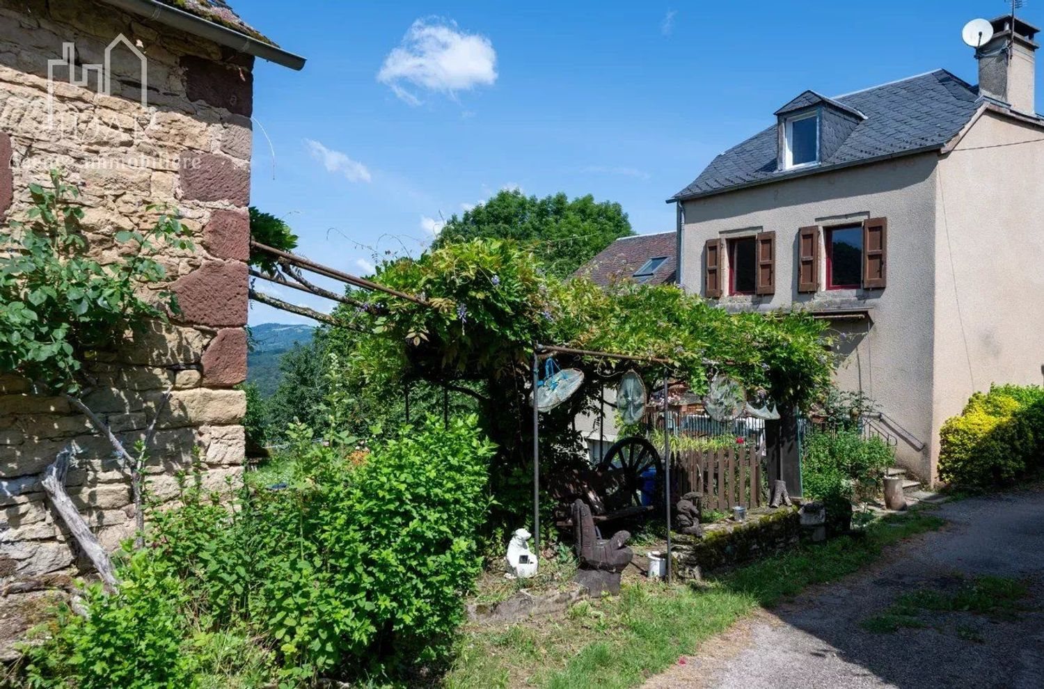 Maison à vendre, 122m², Saint-Laurent-d'Olt