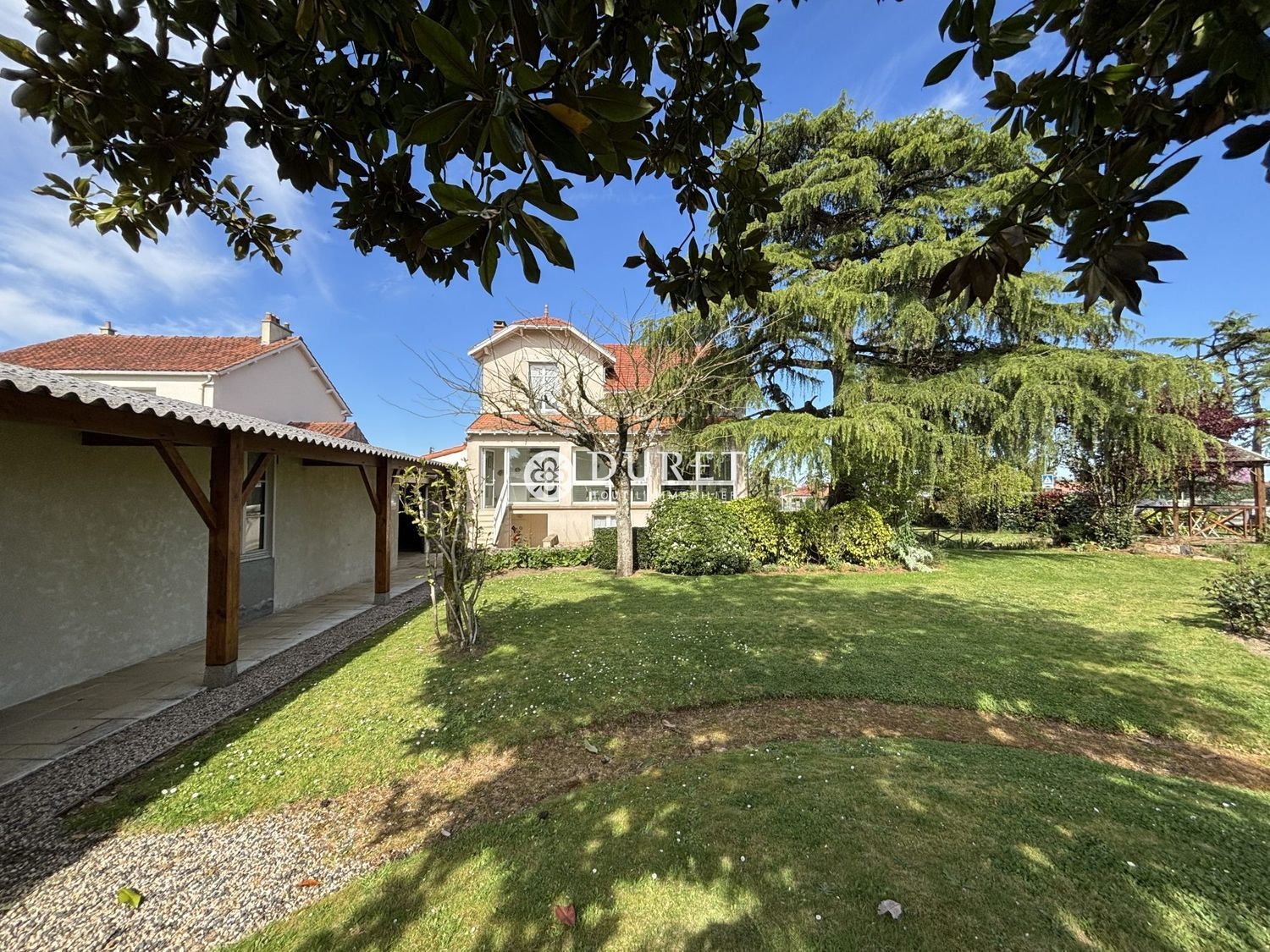 Maison à vendre, 157m², Cugand