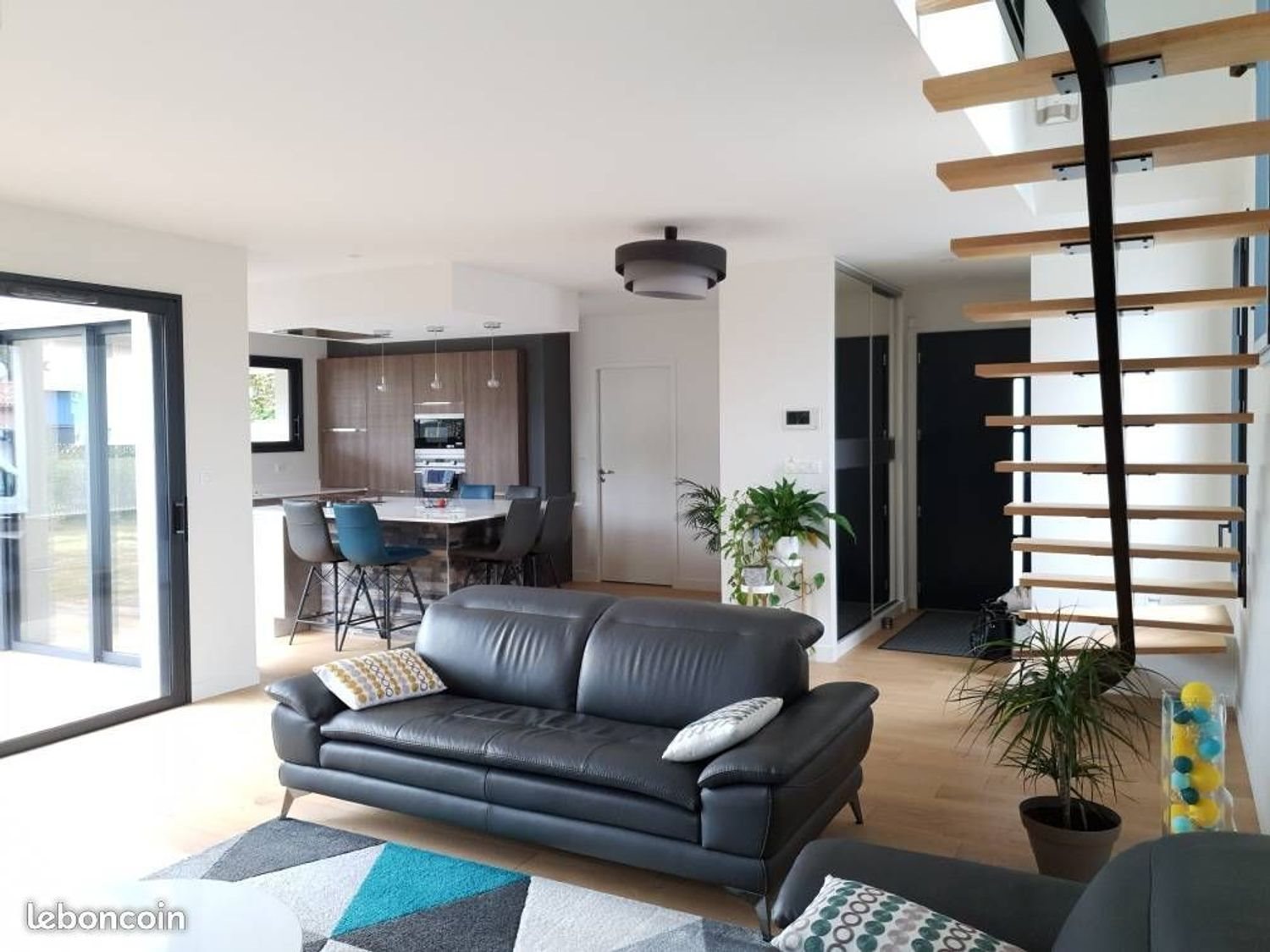 Maison à vendre, 108m², Frouzins