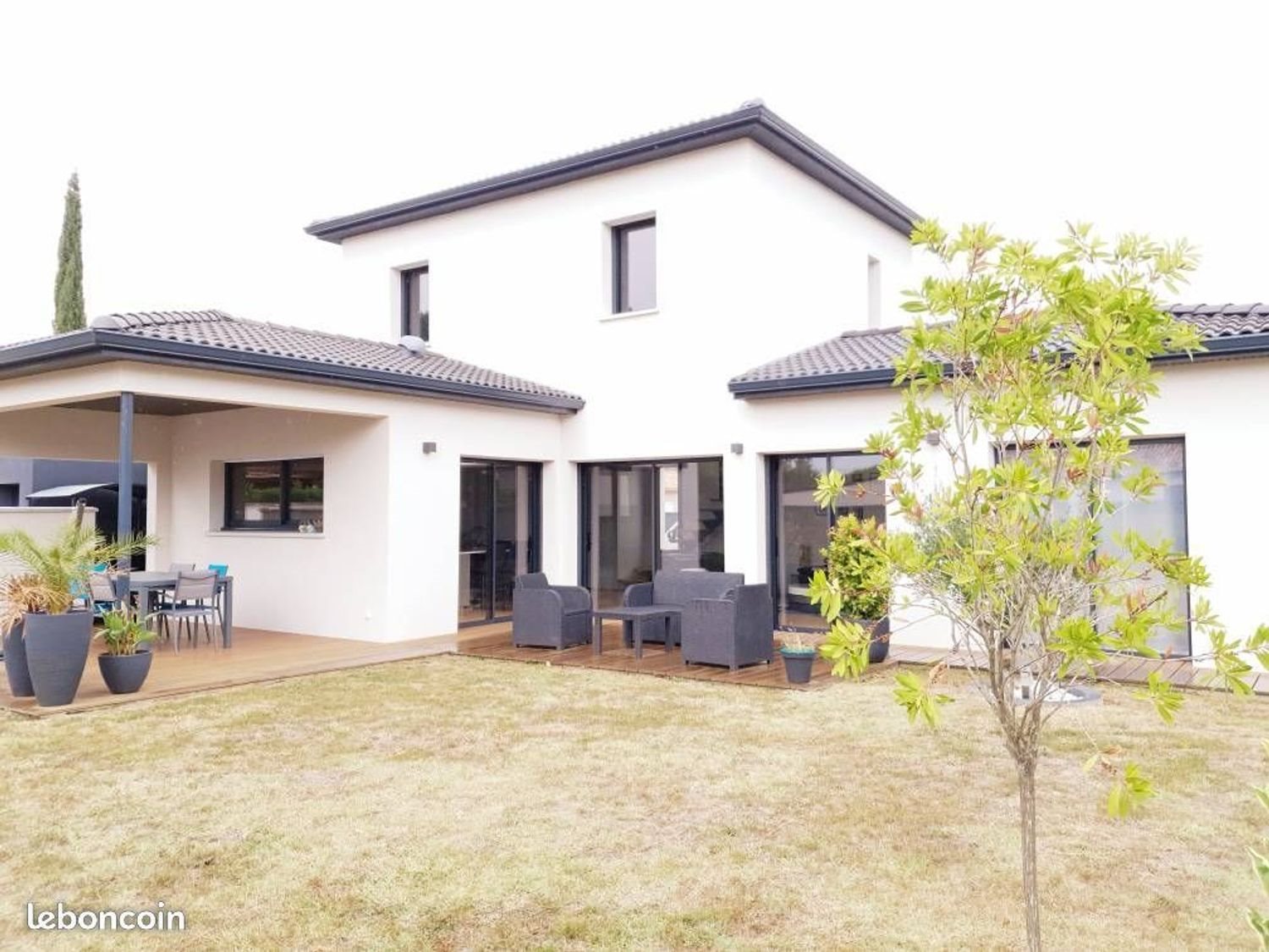 Maison à vendre, 108m², Frouzins