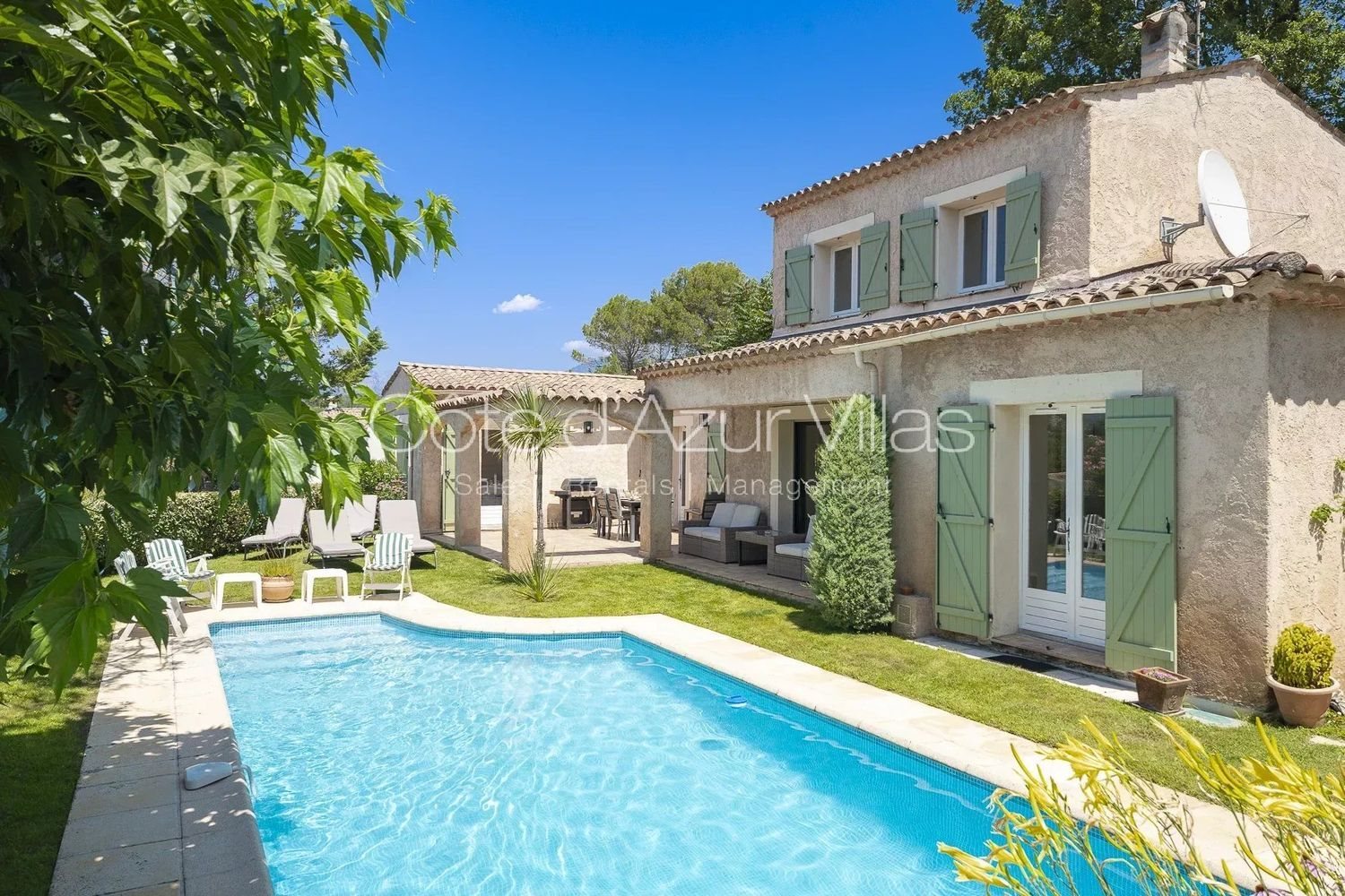 Maison à louer, 126m², Valbonne