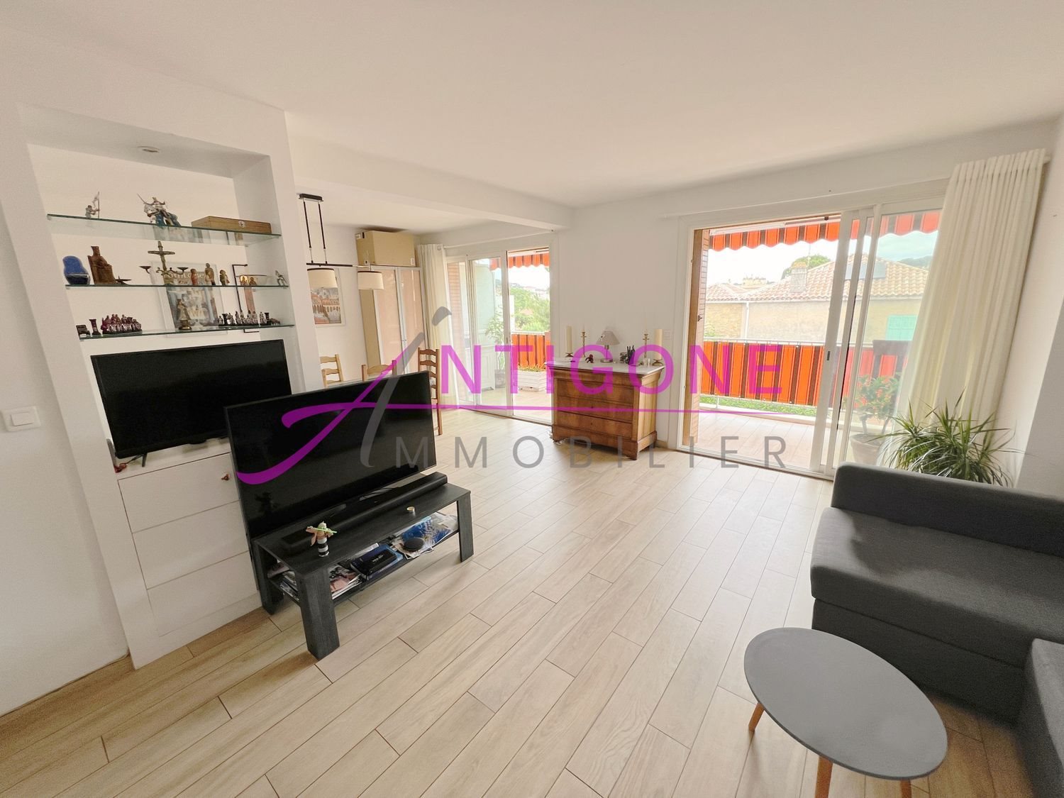 Appartement à louer, 71m², Sanary-sur-Mer