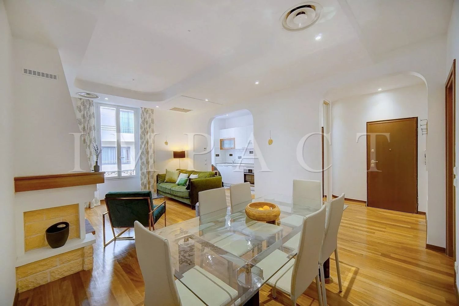 Appartement à louer, 70m², Cannes