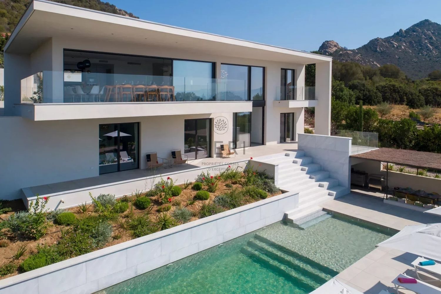 Maison à louer, 250m², Ajaccio