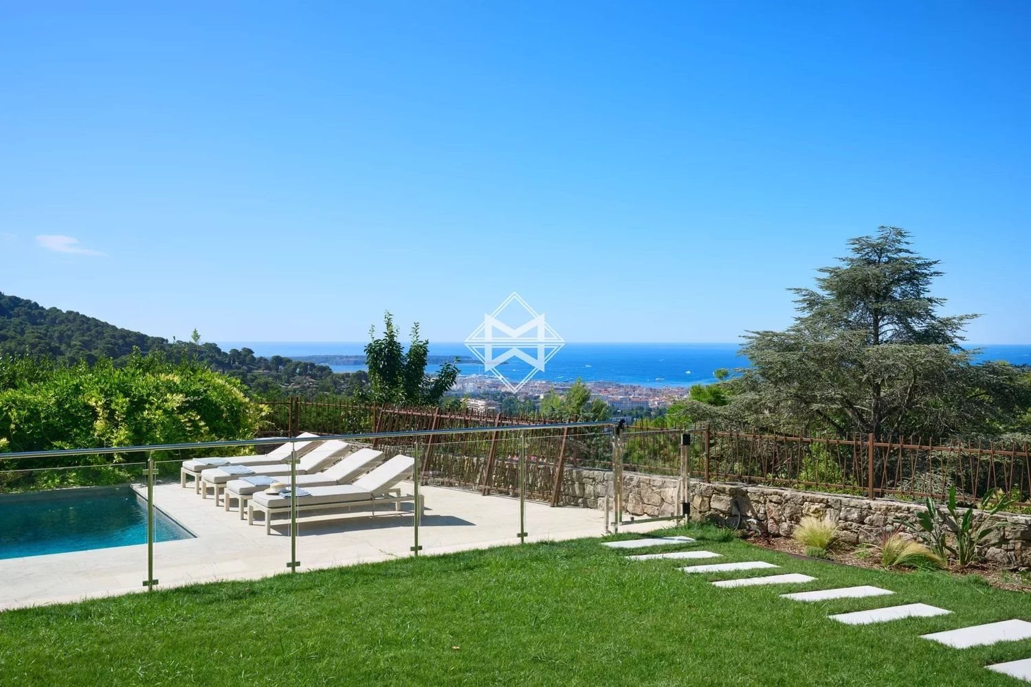 Maison à louer, 300m², Le Cannet