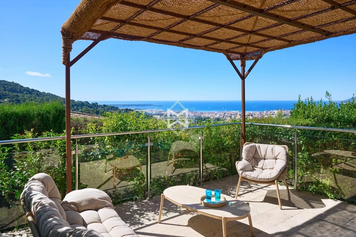 Maison à louer, 300m², Le Cannet
