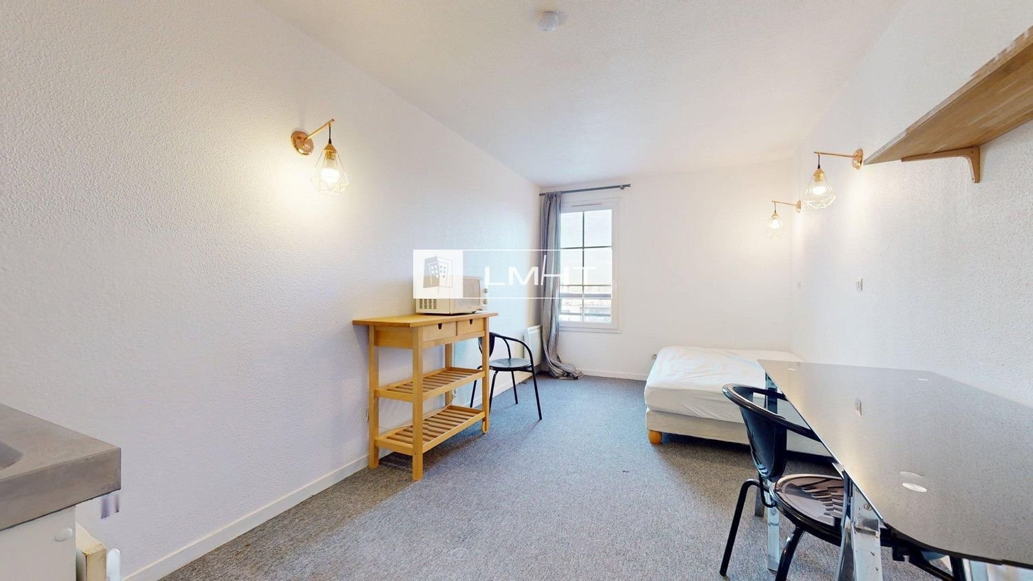 Appartement à louer, 17m², Courbevoie