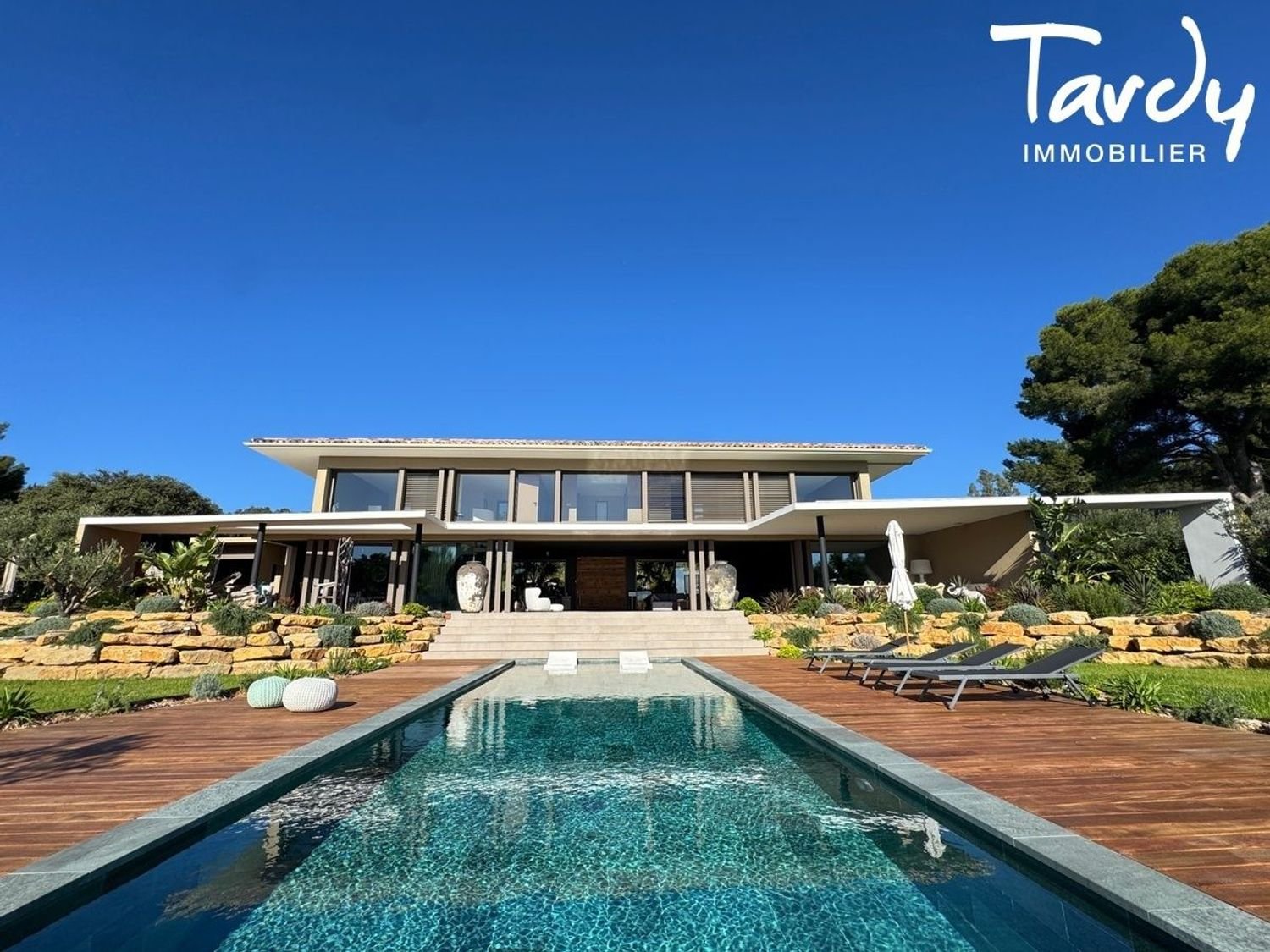 Maison à vendre, 485m², Le Castellet
